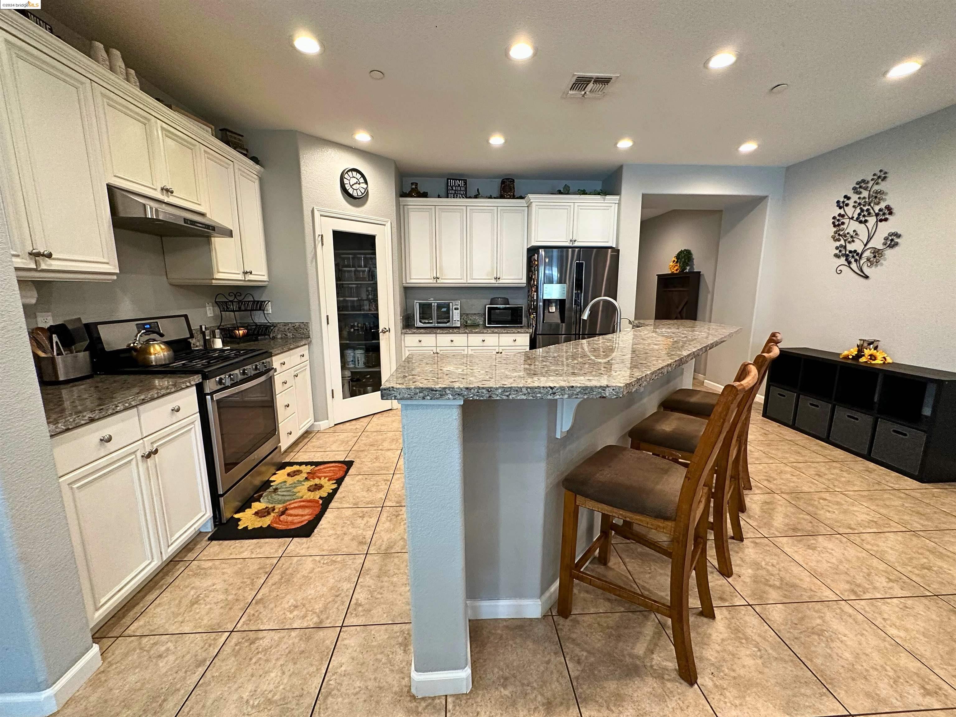 8309 Brookhaven Cir