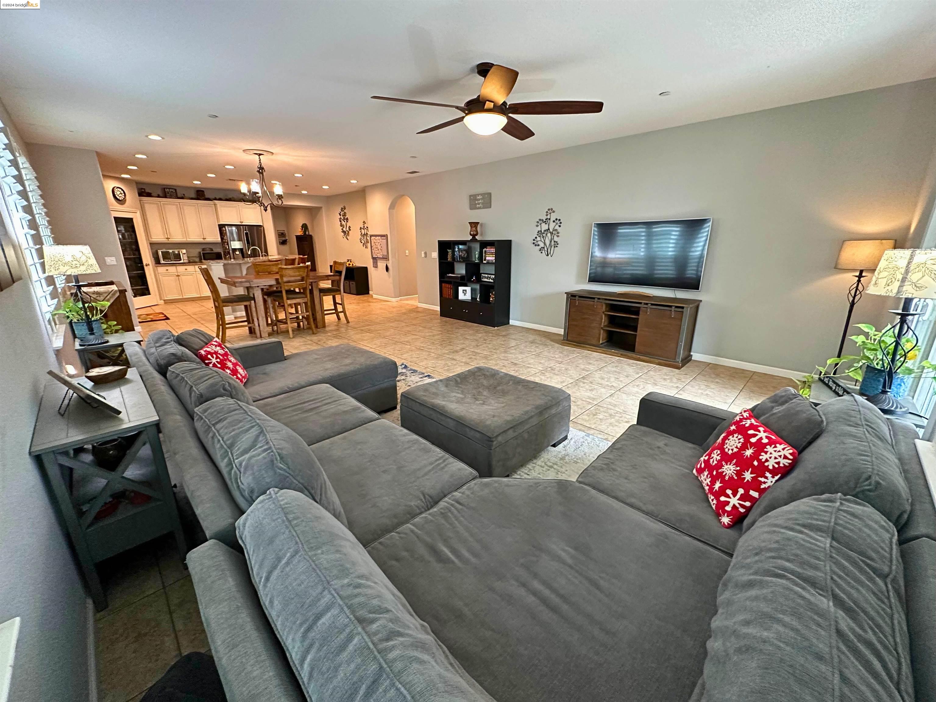 8309 Brookhaven Cir