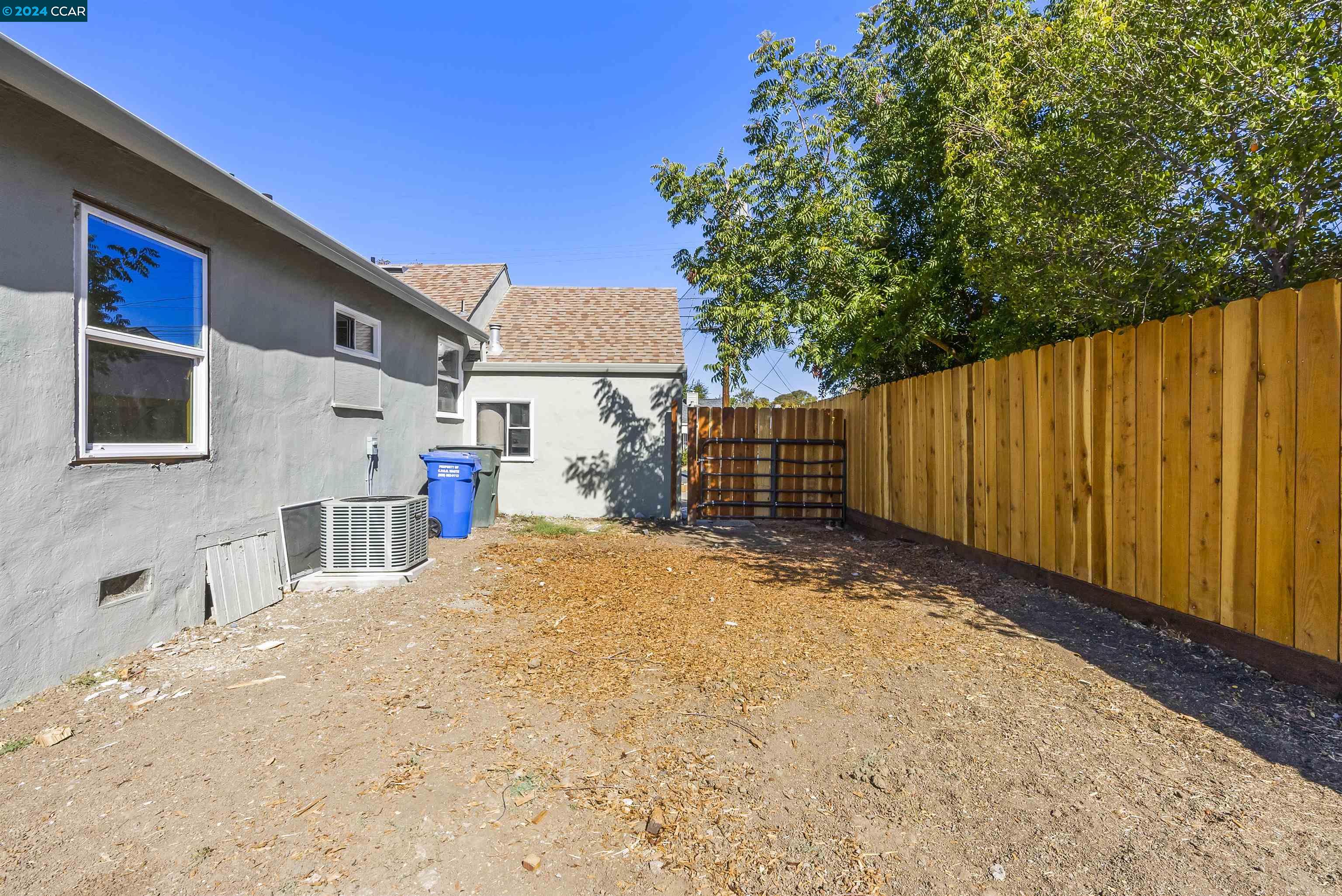 2372 Pepper Dr
