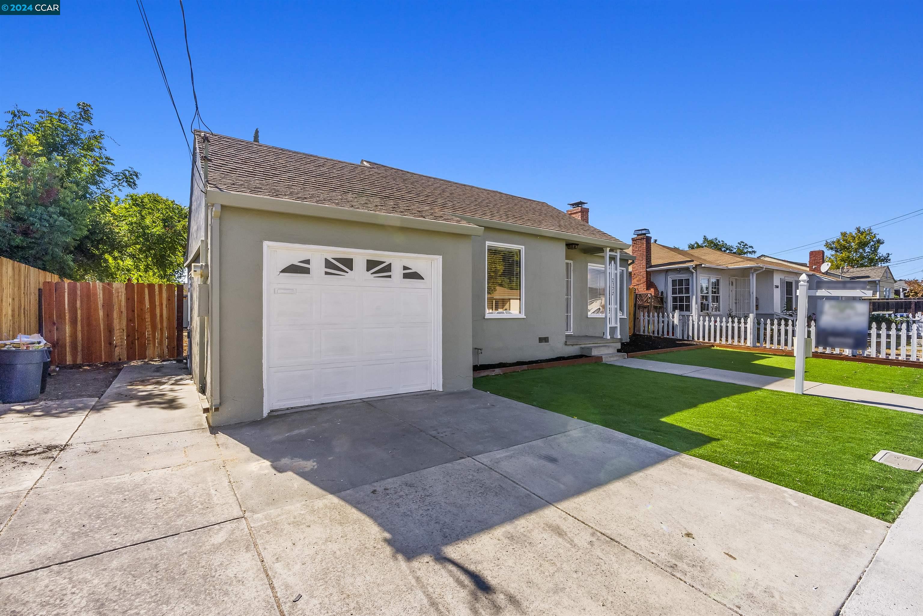 2372 Pepper Dr