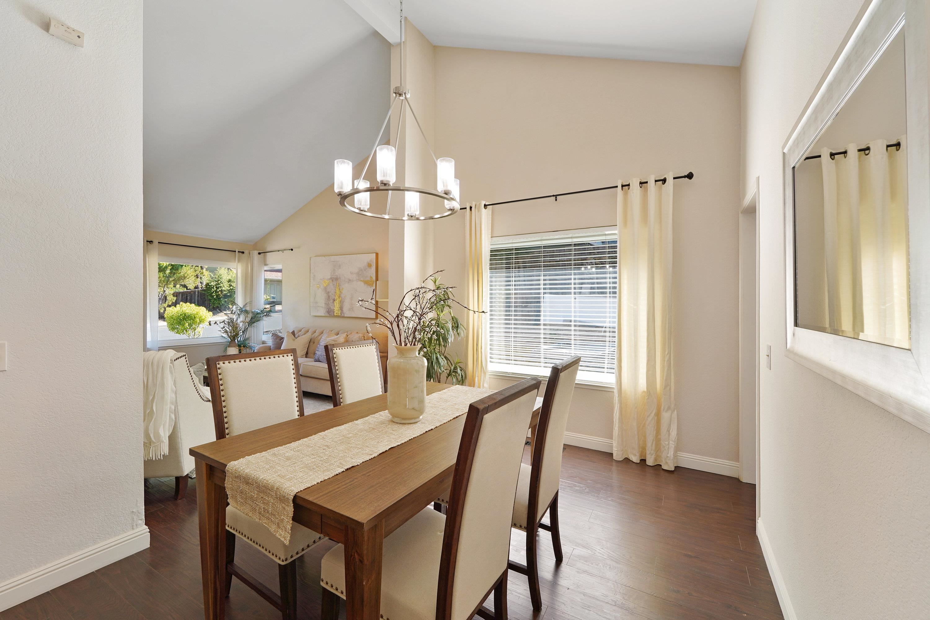 140 Alhambra Hills Dr