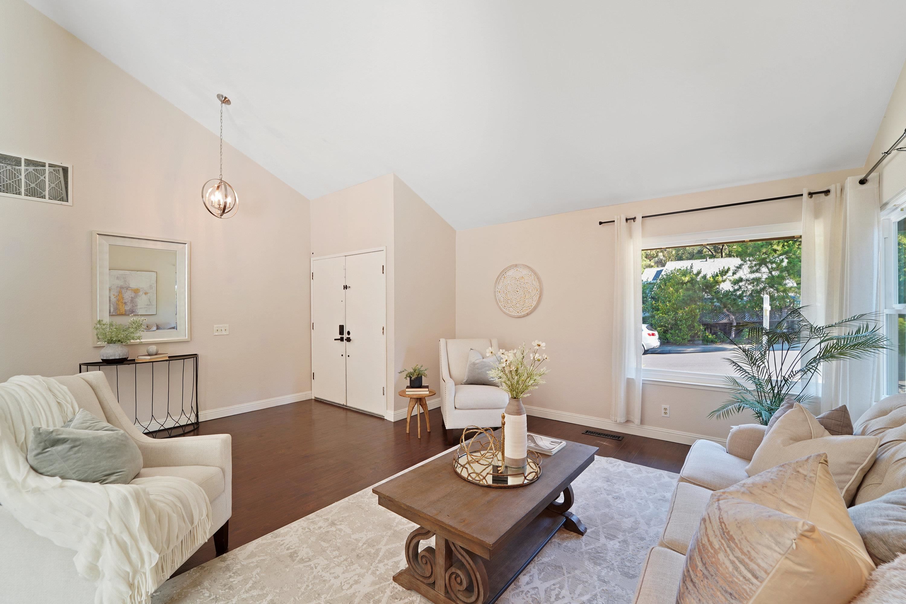 140 Alhambra Hills Dr