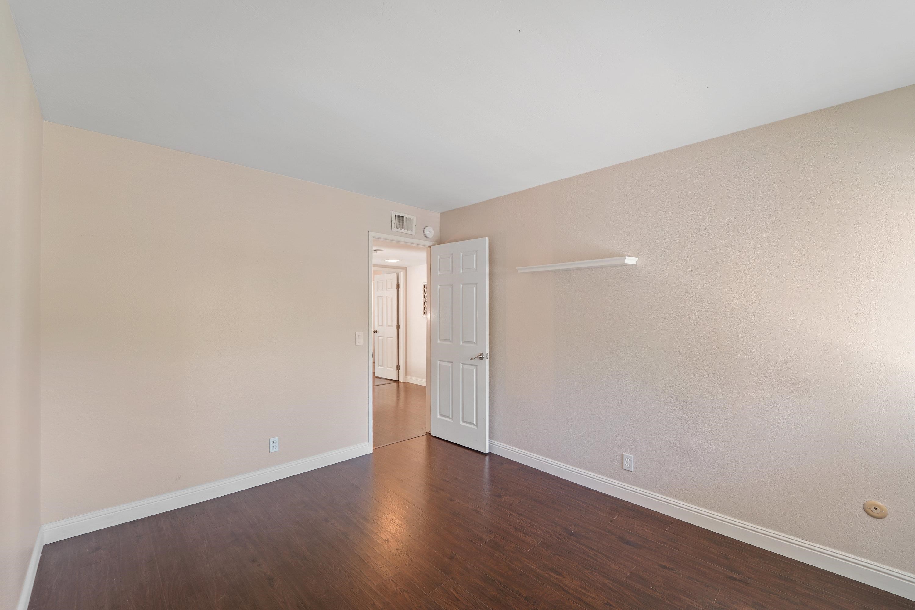 140 Alhambra Hills Dr