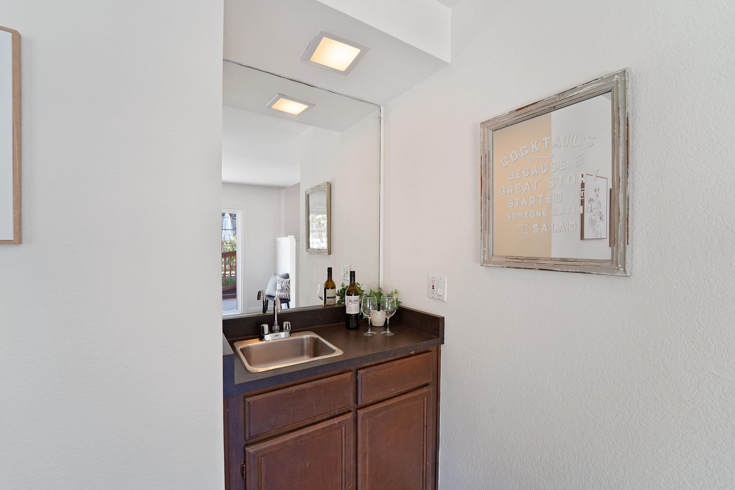 140 Alhambra Hills Dr