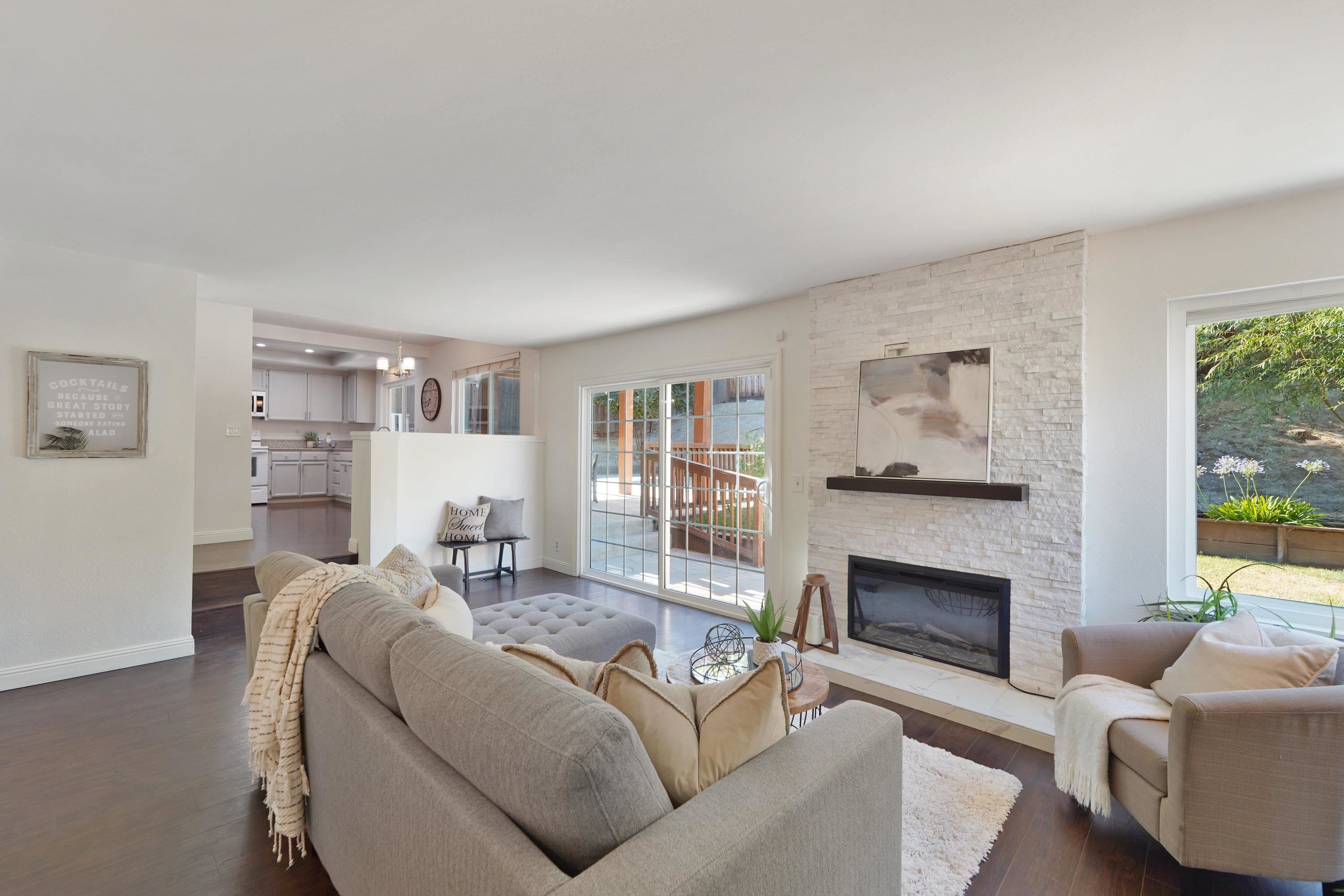 140 Alhambra Hills Dr