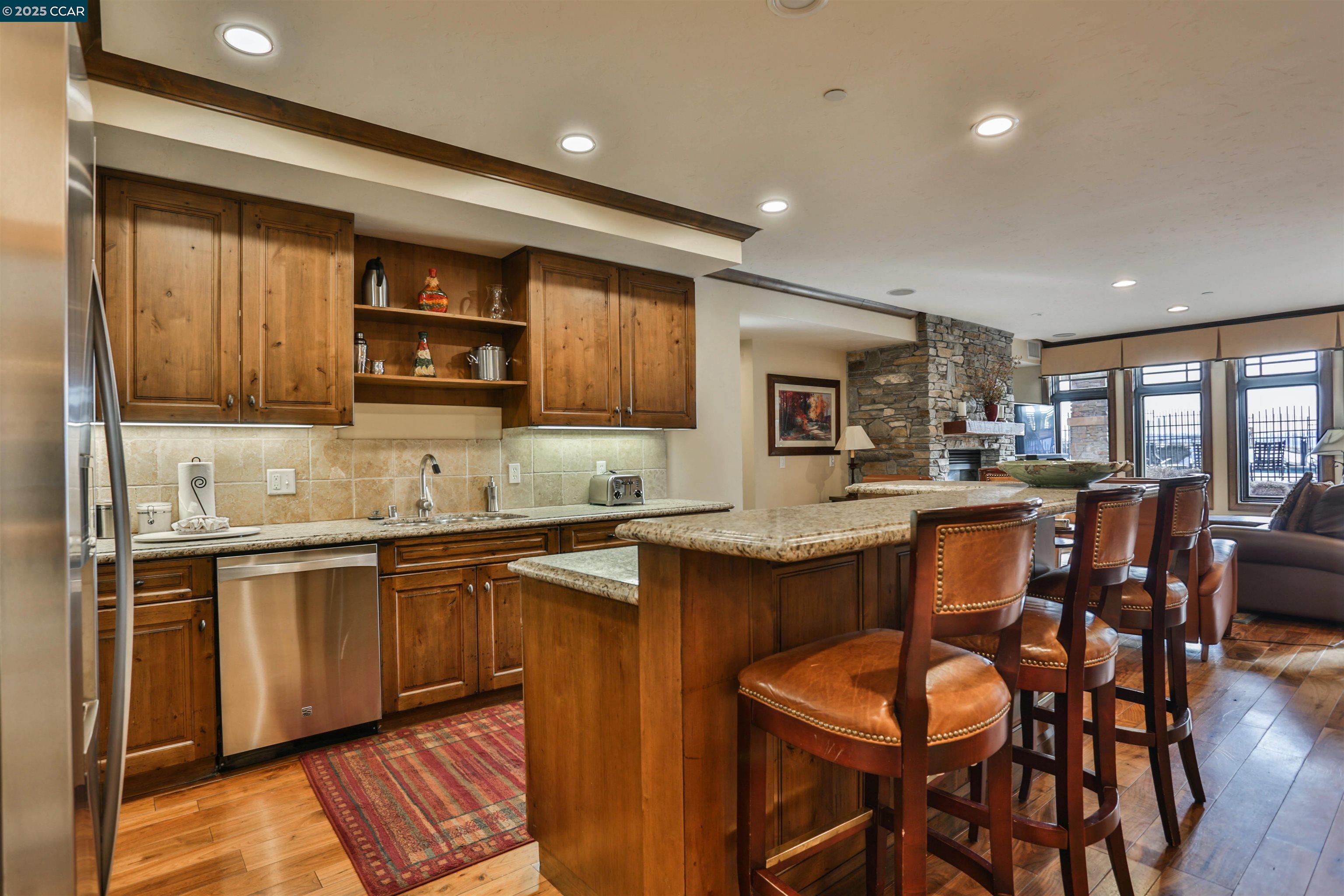 6750 North Lake Blvd # 9F