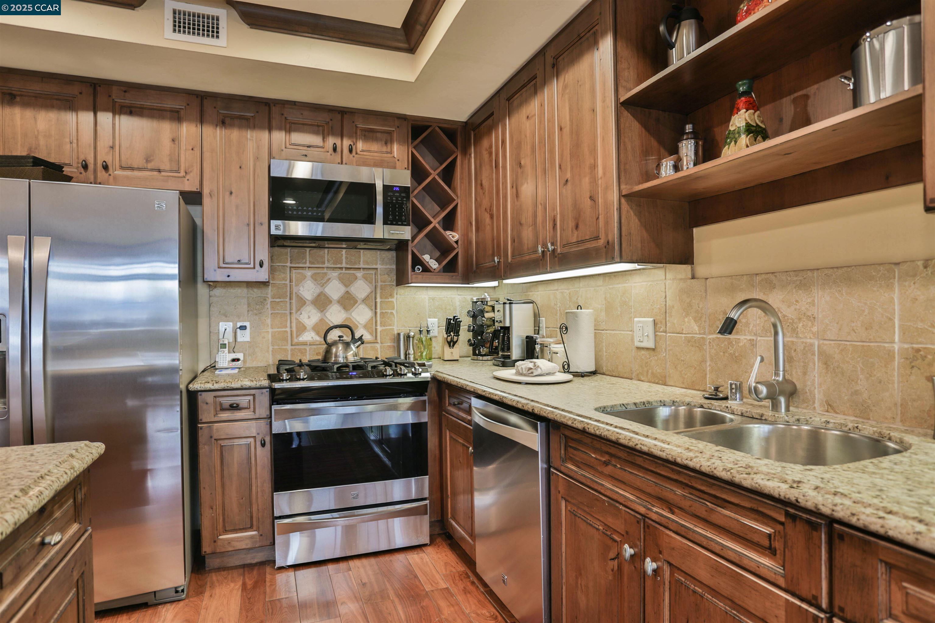 6750 North Lake Blvd # 9F