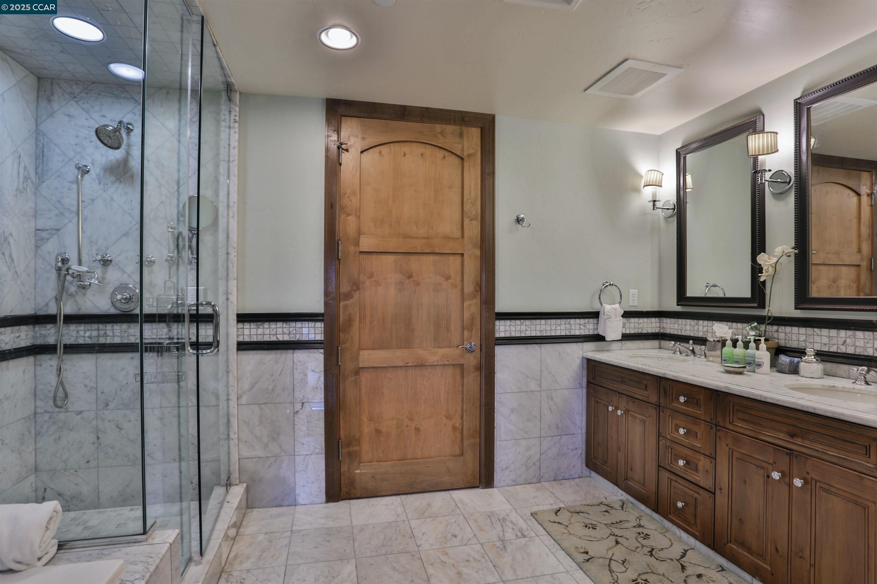 6750 North Lake Blvd # 9F