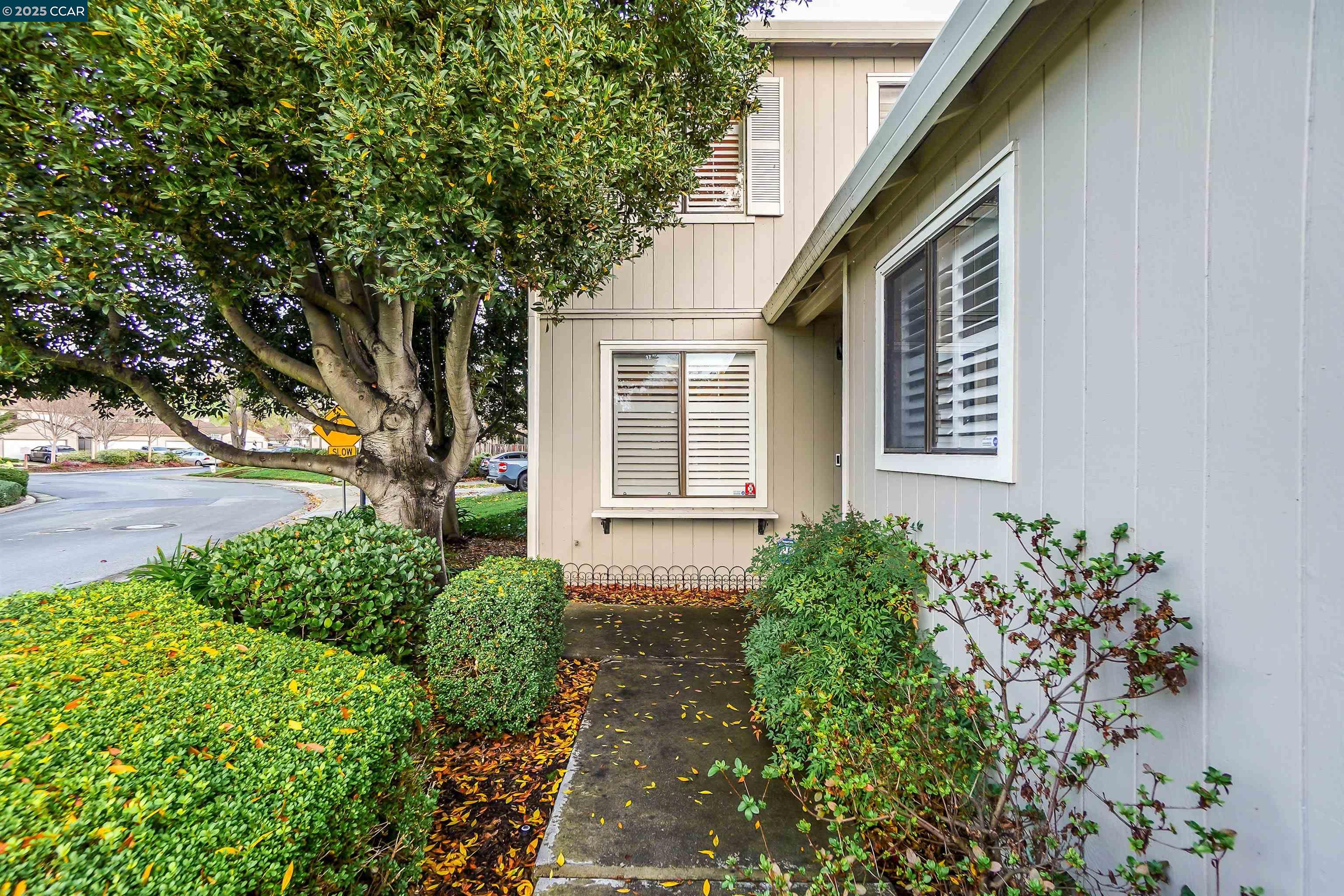 12 Basin Ct