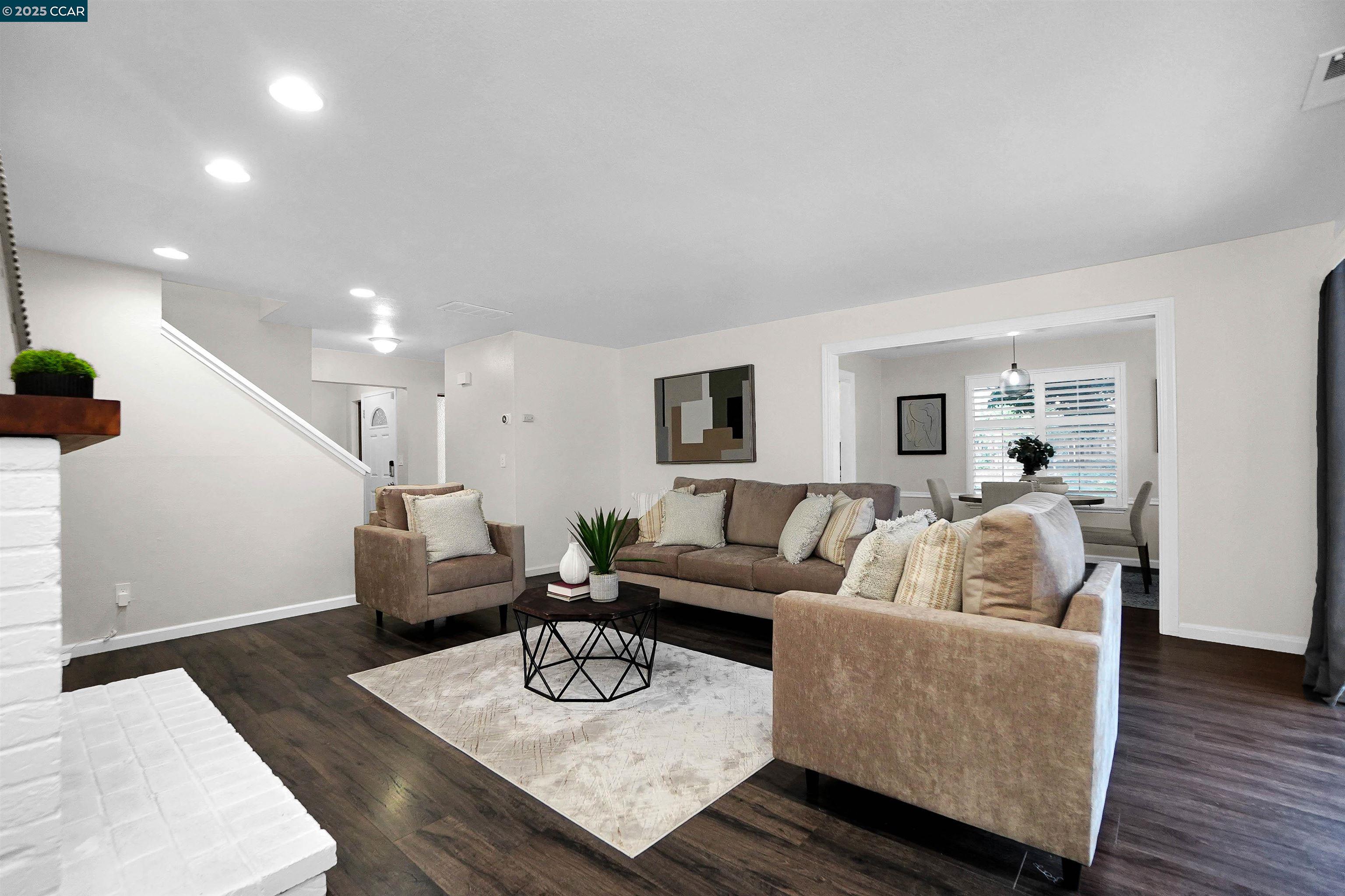 12 Basin Ct