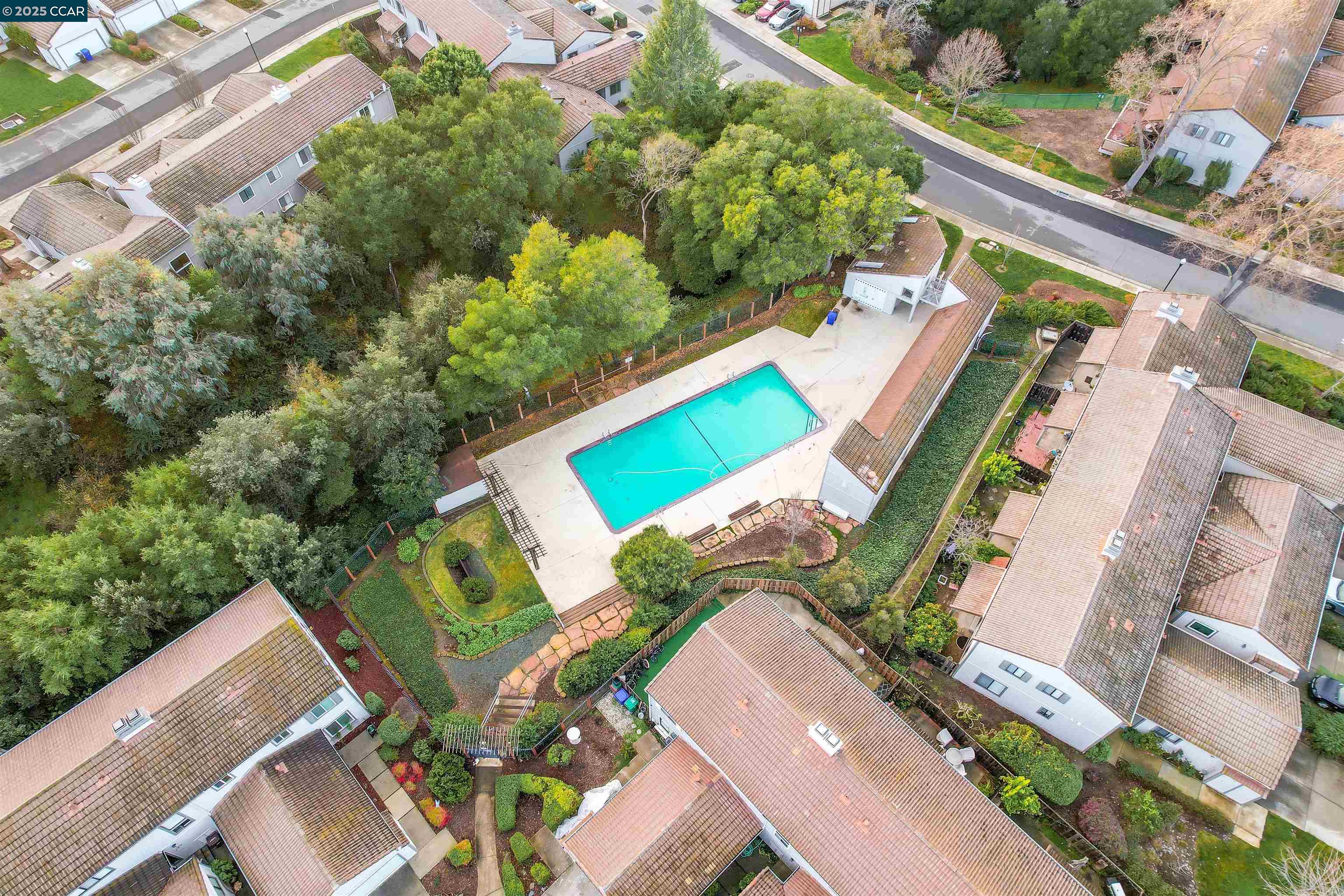 12 Basin Ct