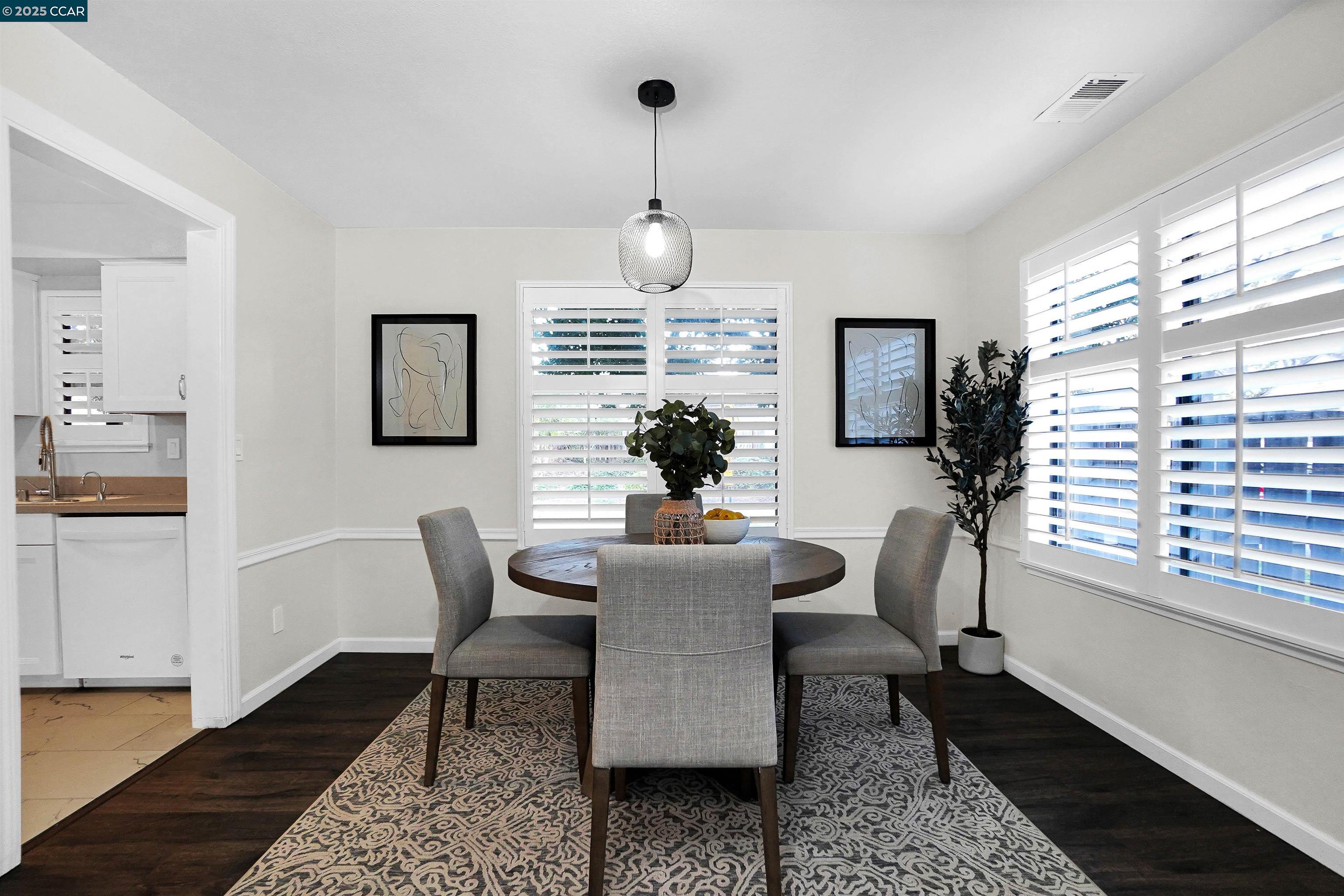 12 Basin Ct