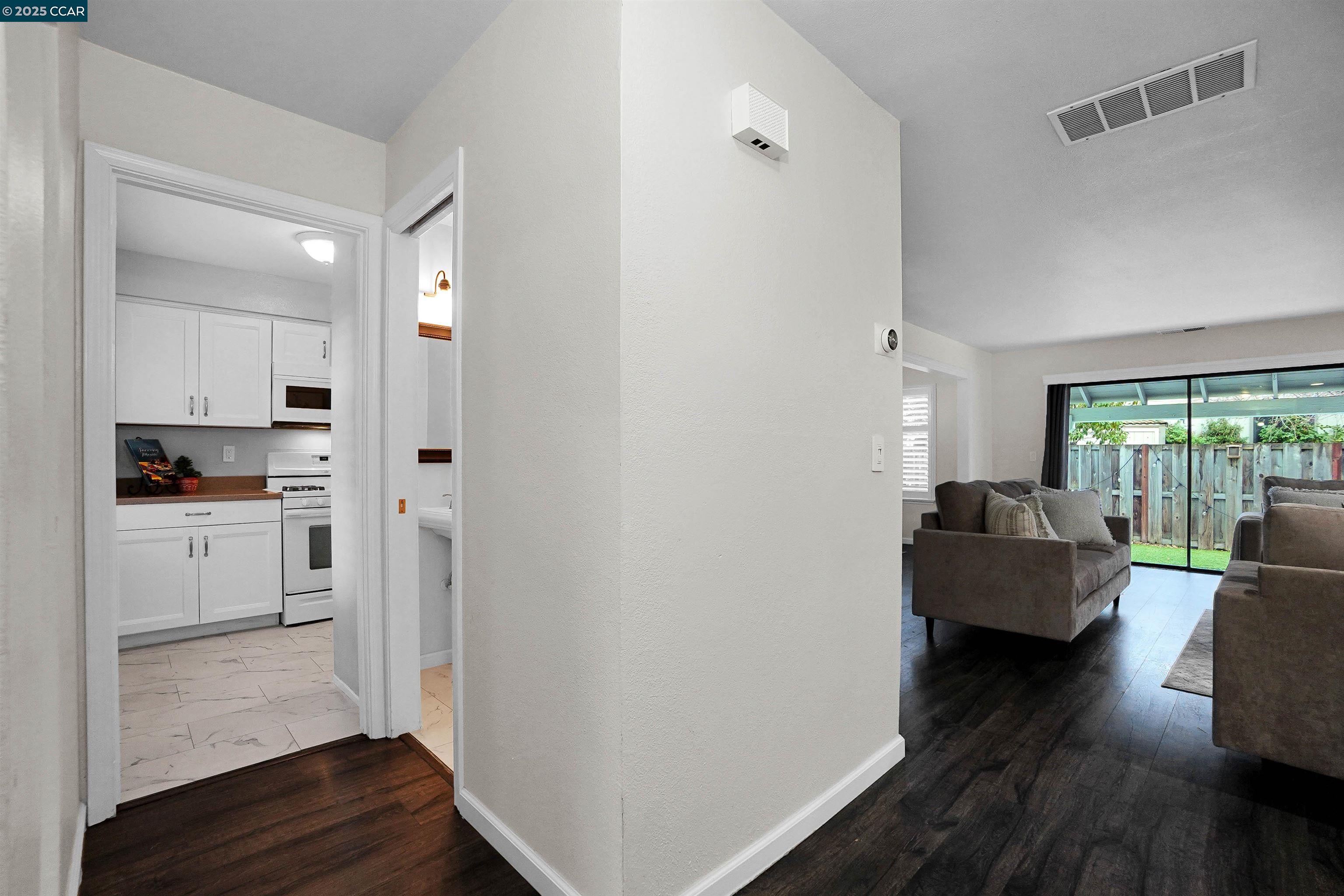12 Basin Ct