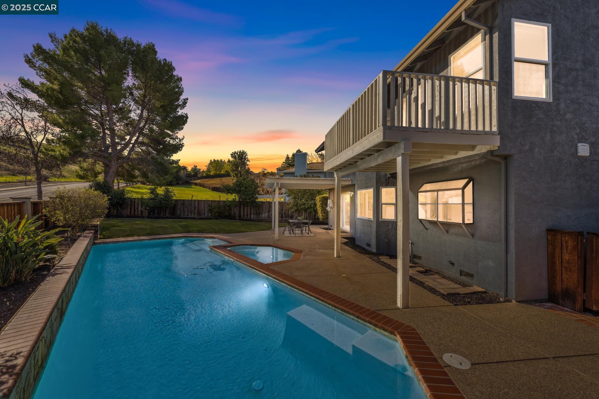 5417 Paso Del Rio Ct