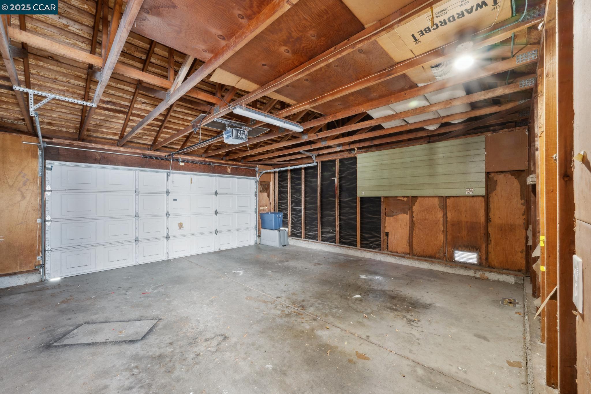 877 Bancroft Rd