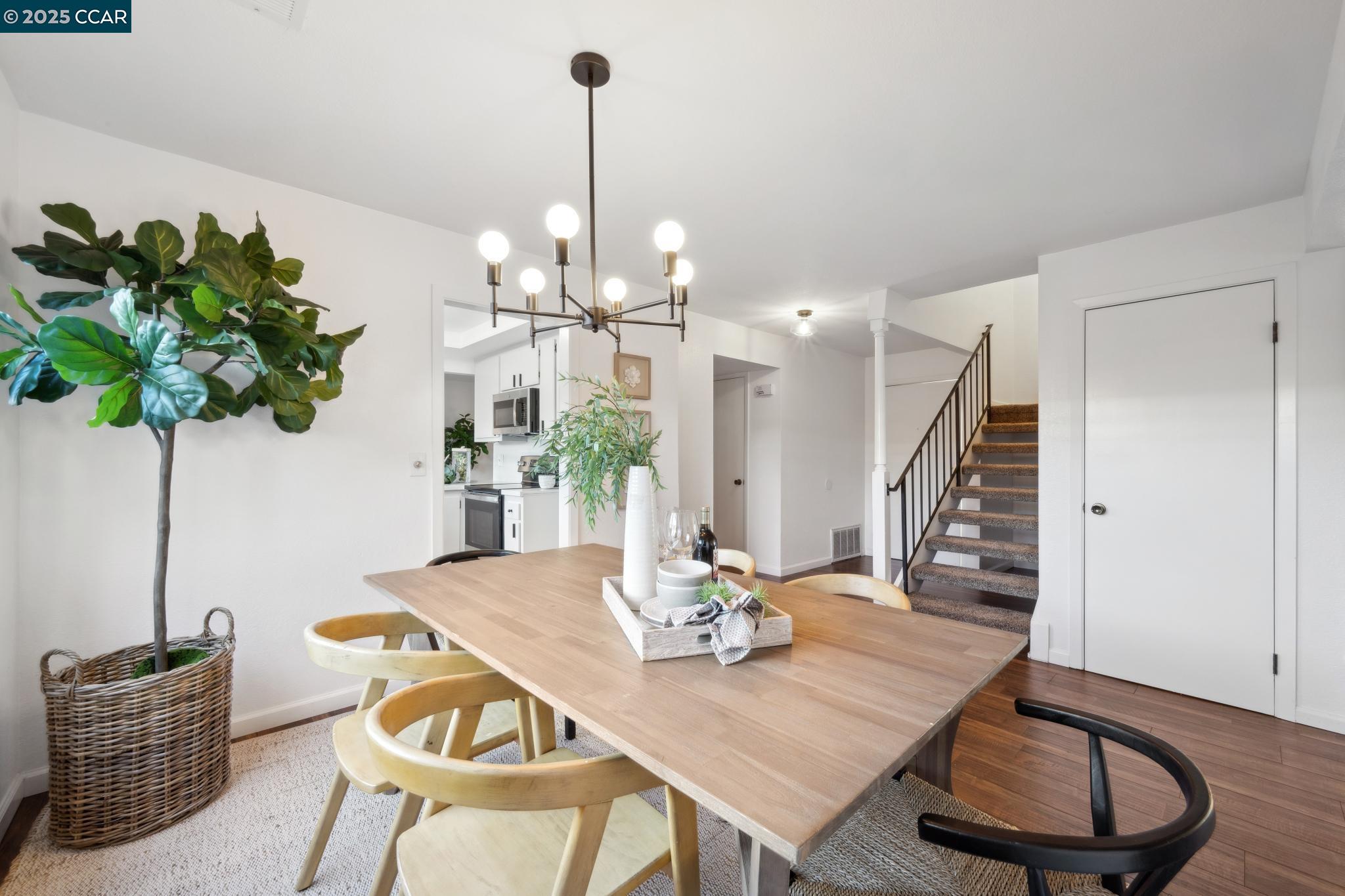 877 Bancroft Rd
