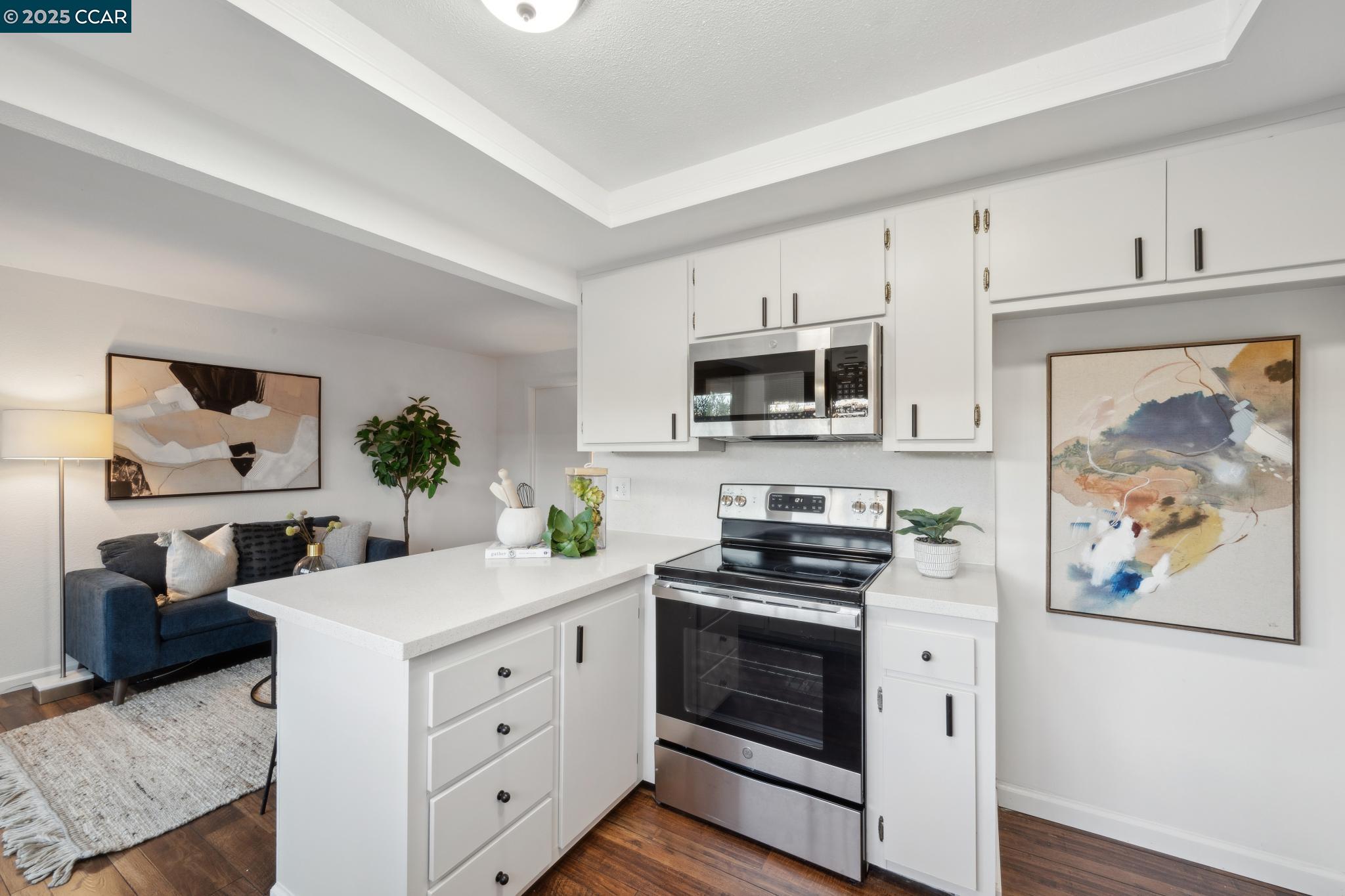 877 Bancroft Rd
