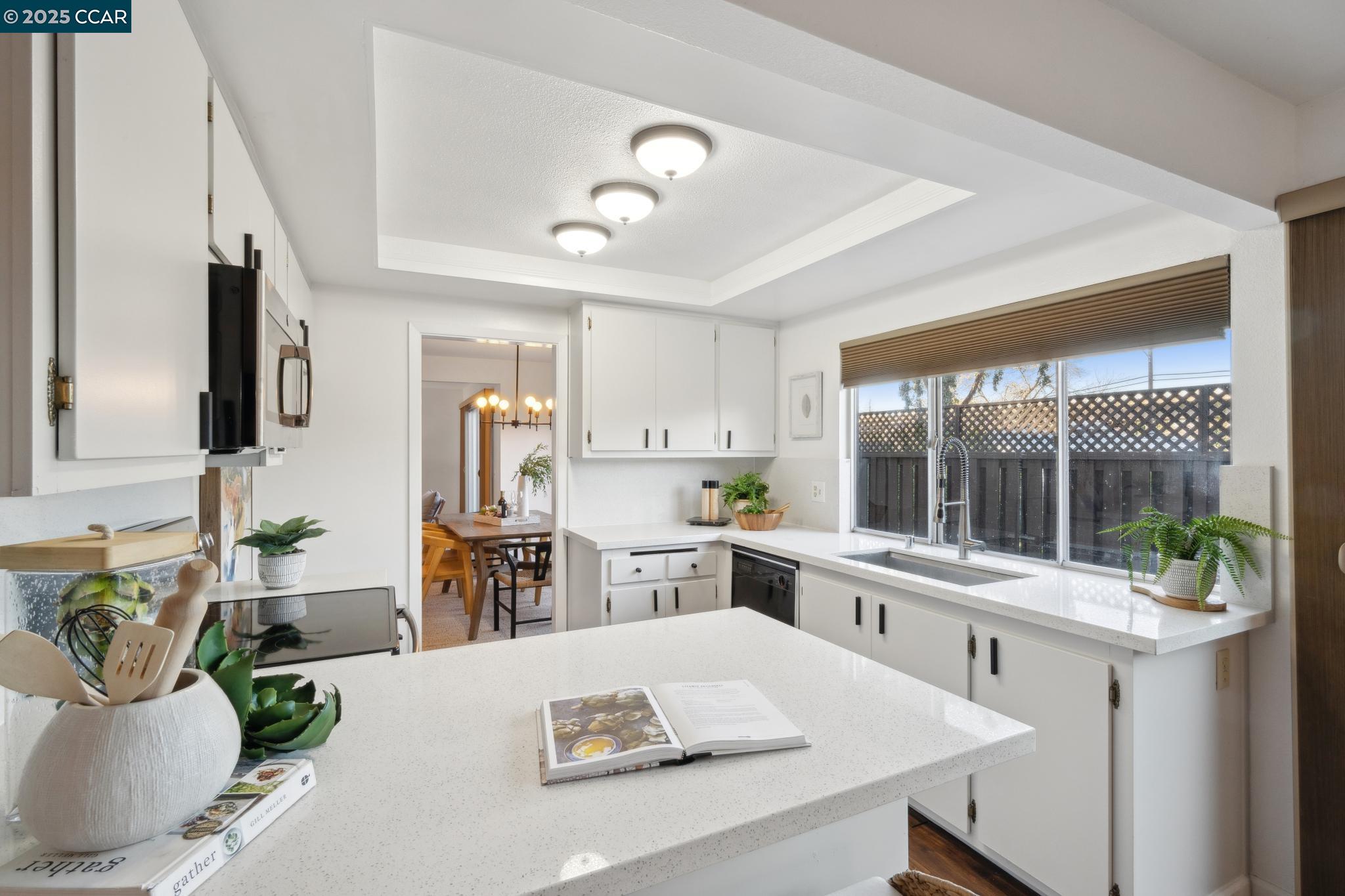 877 Bancroft Rd