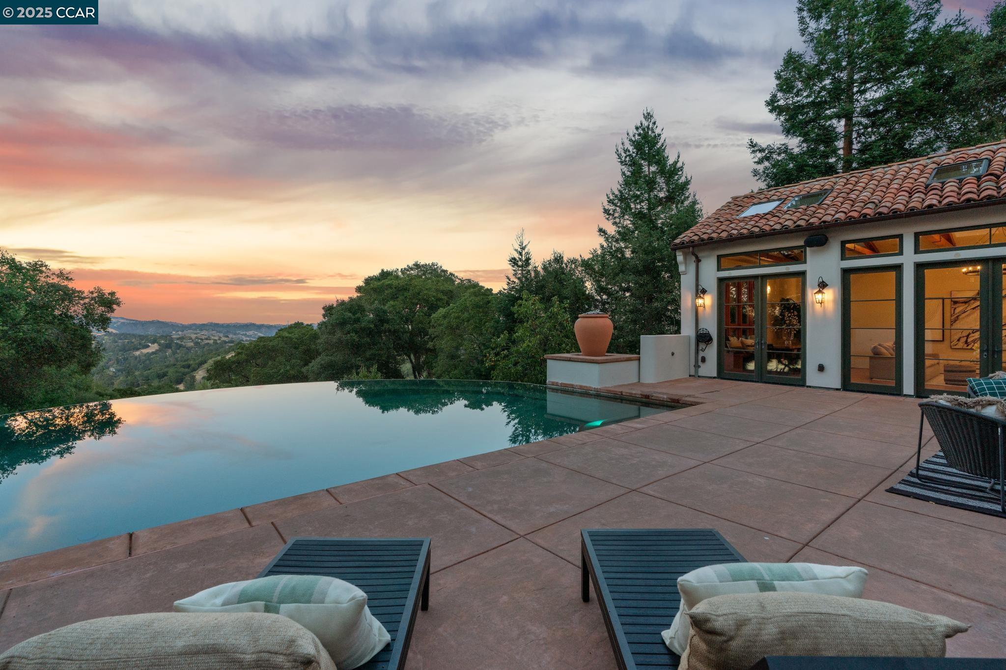 174 Crestview Dr