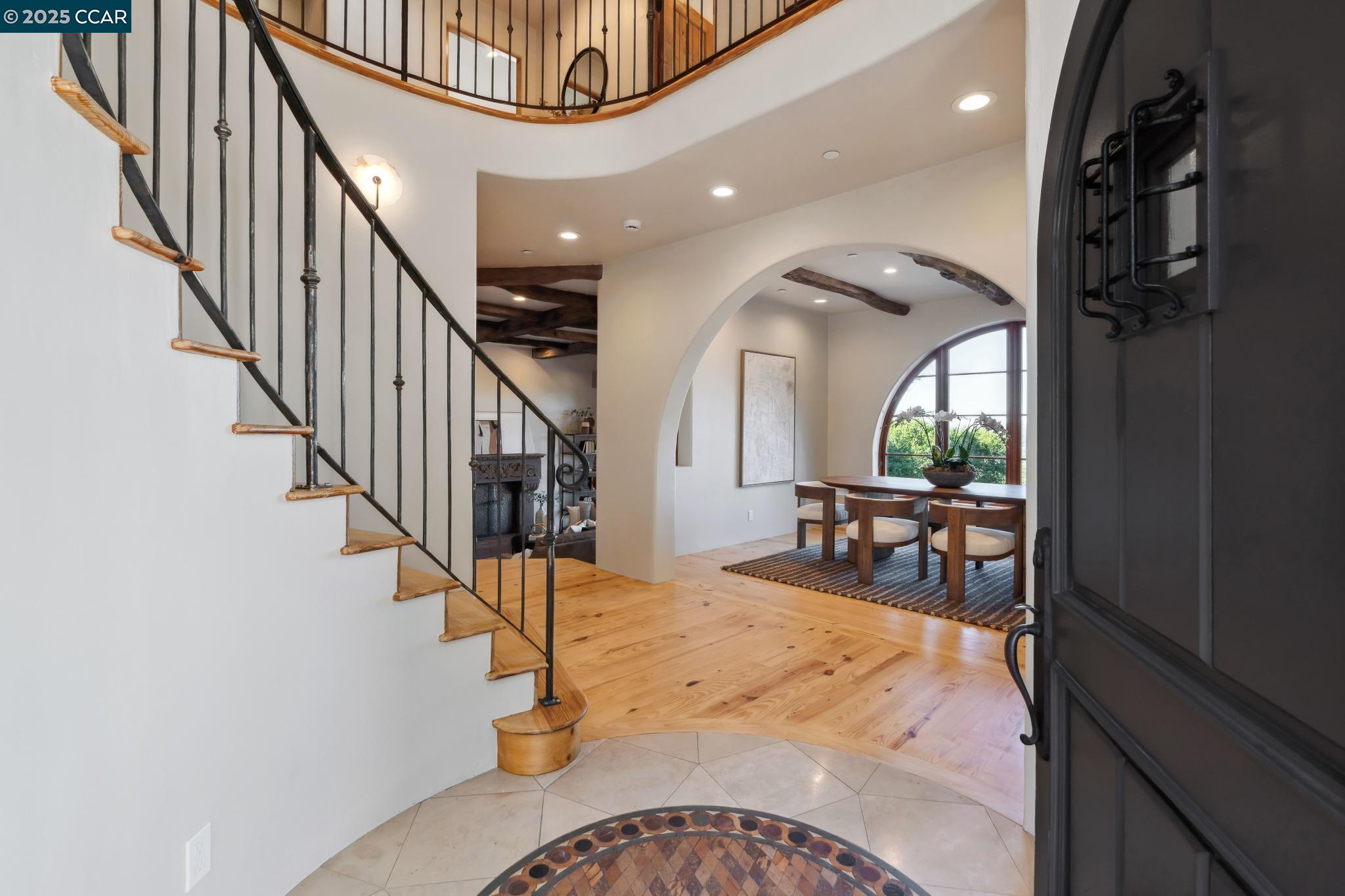 174 Crestview Dr