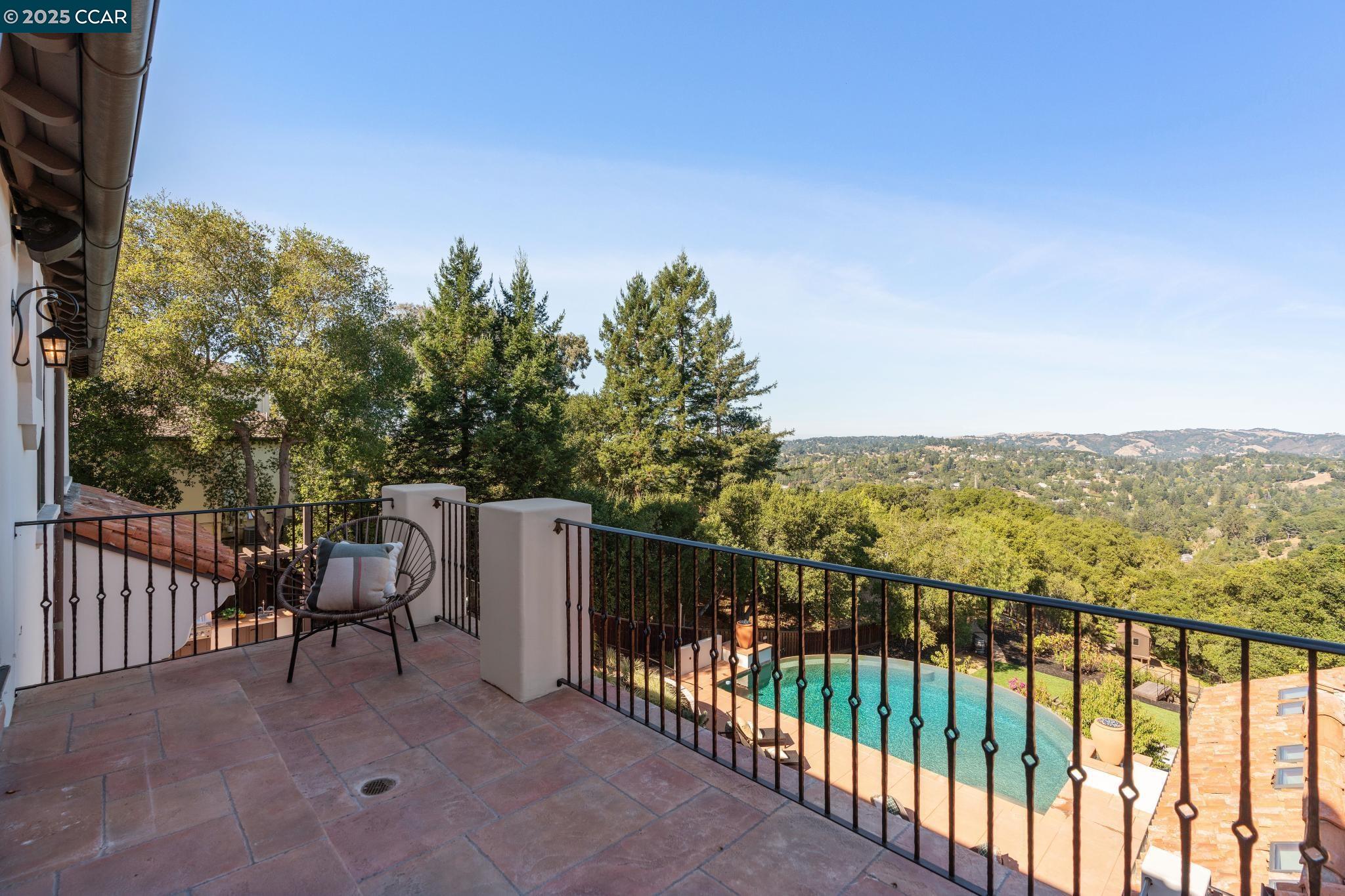 174 Crestview Dr