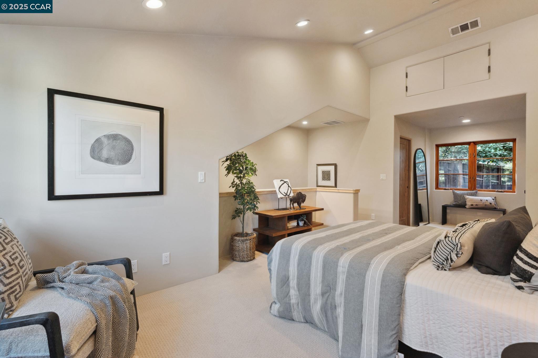 174 Crestview Dr