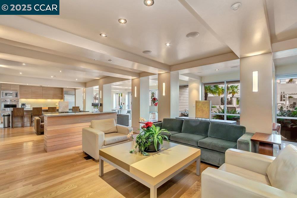 1655 N California Blvd. # 250
