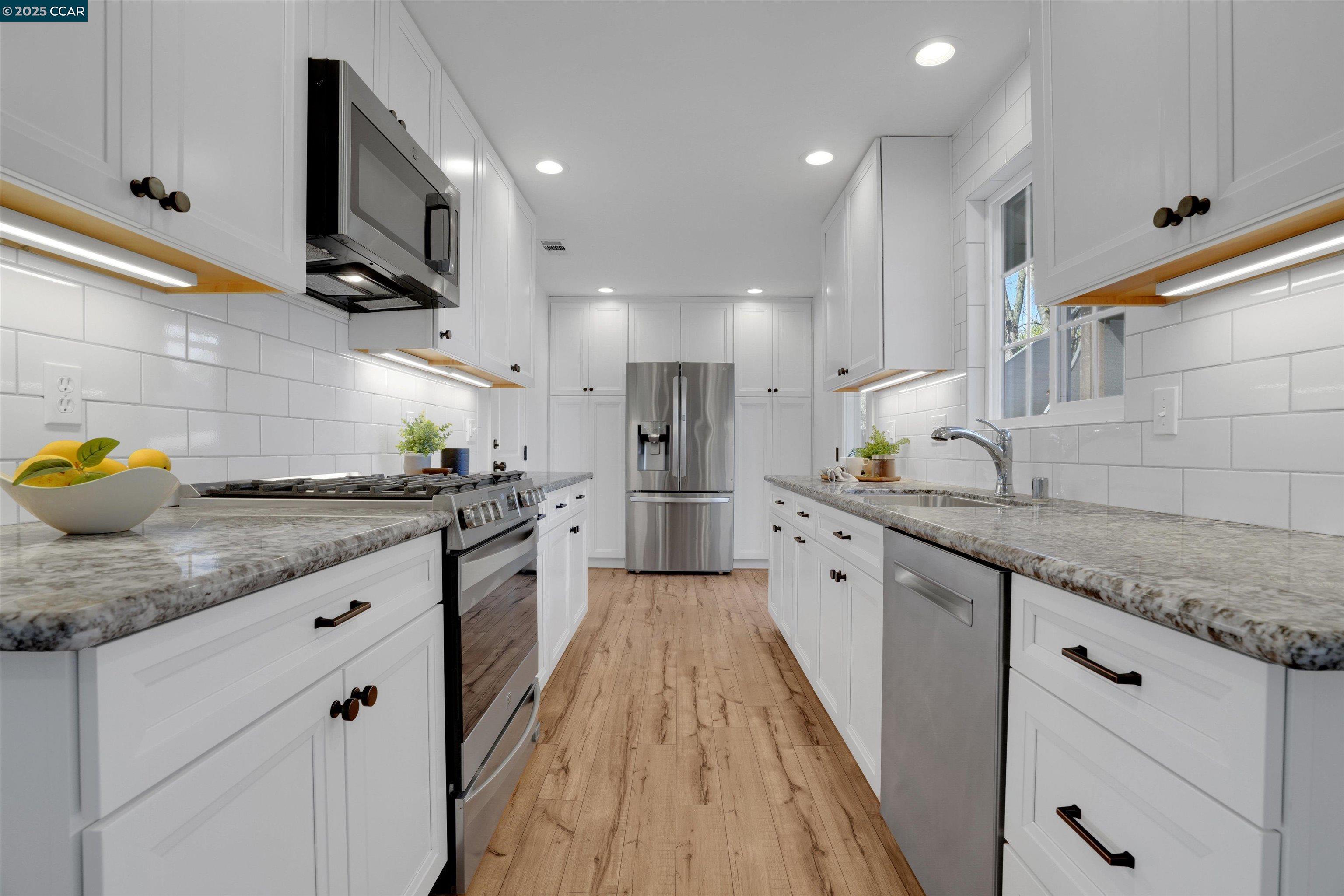 118 Vivian Dr