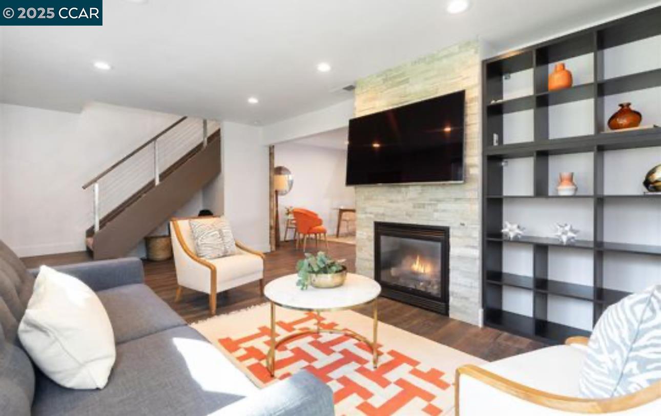 3260 Marlene Dr