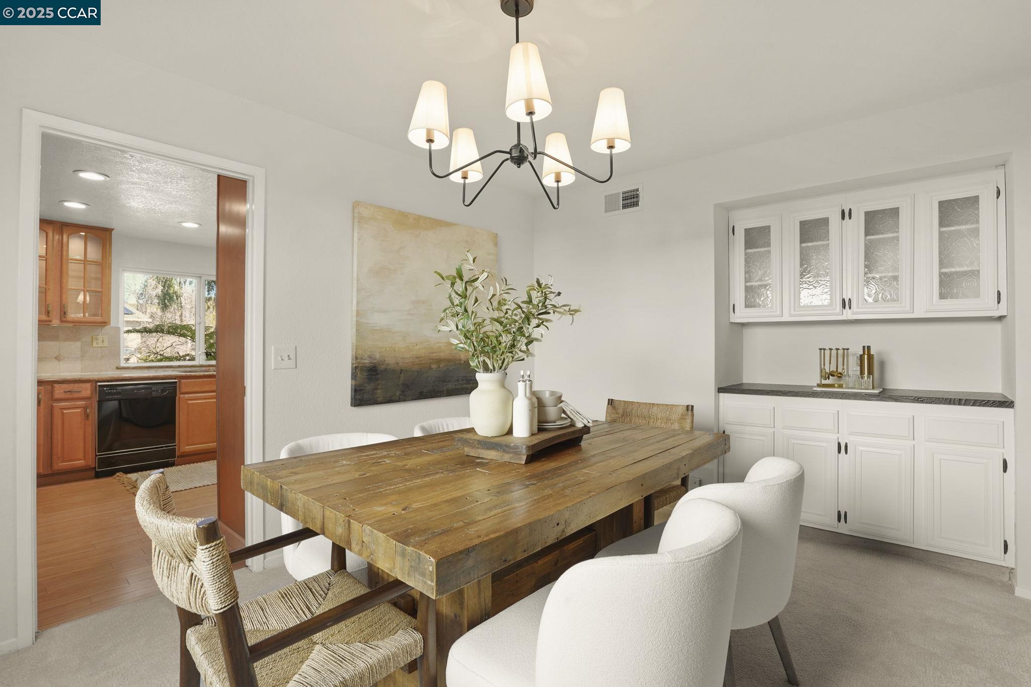1217 Pinecrest Dr