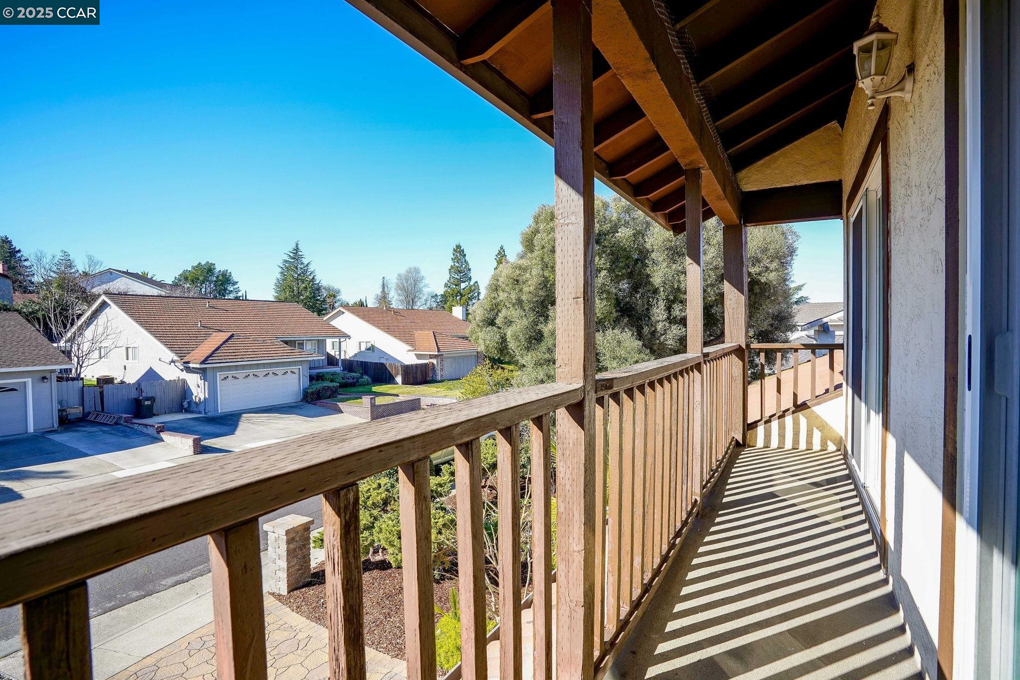1217 Pinecrest Dr