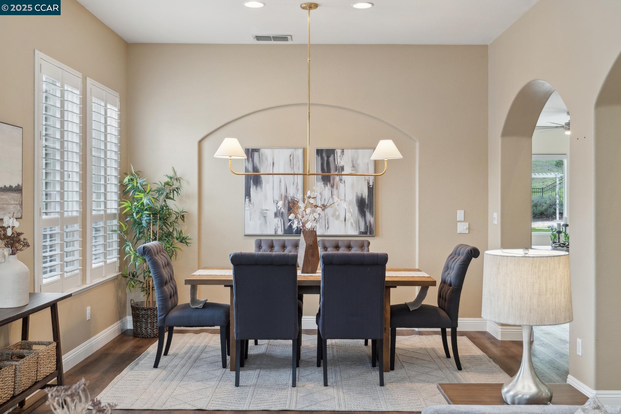 1272 Landmark Dr.