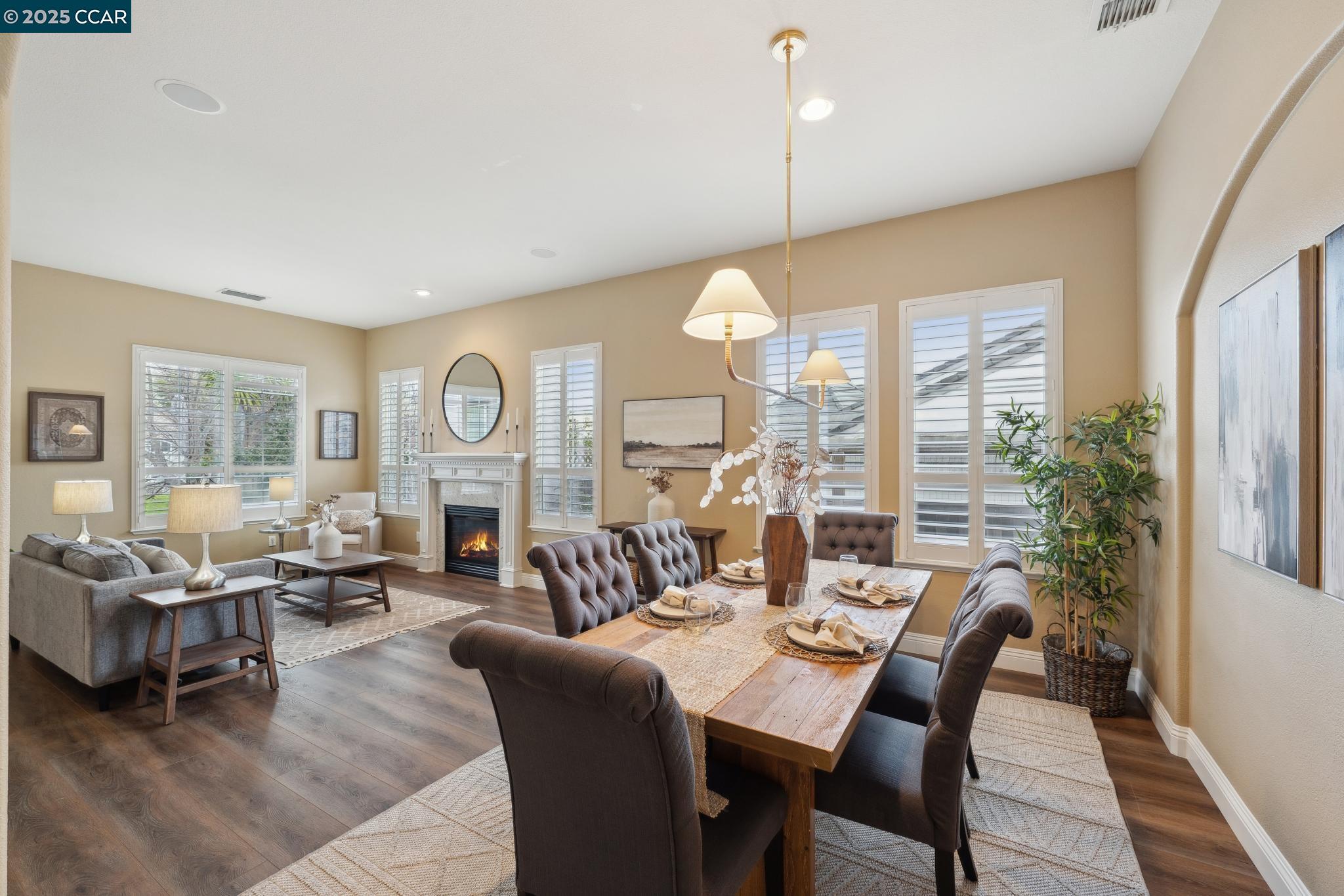 1272 Landmark Dr.