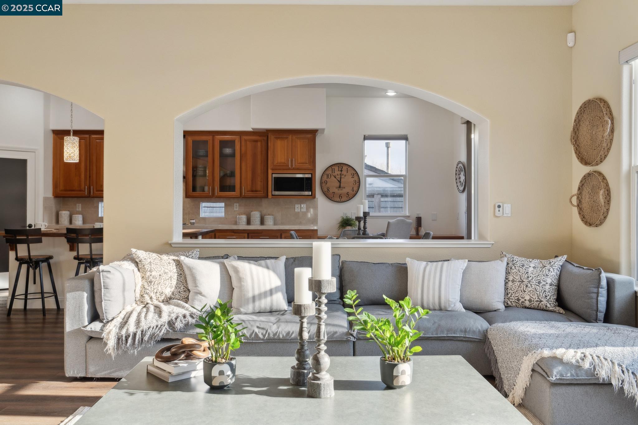 1272 Landmark Dr.