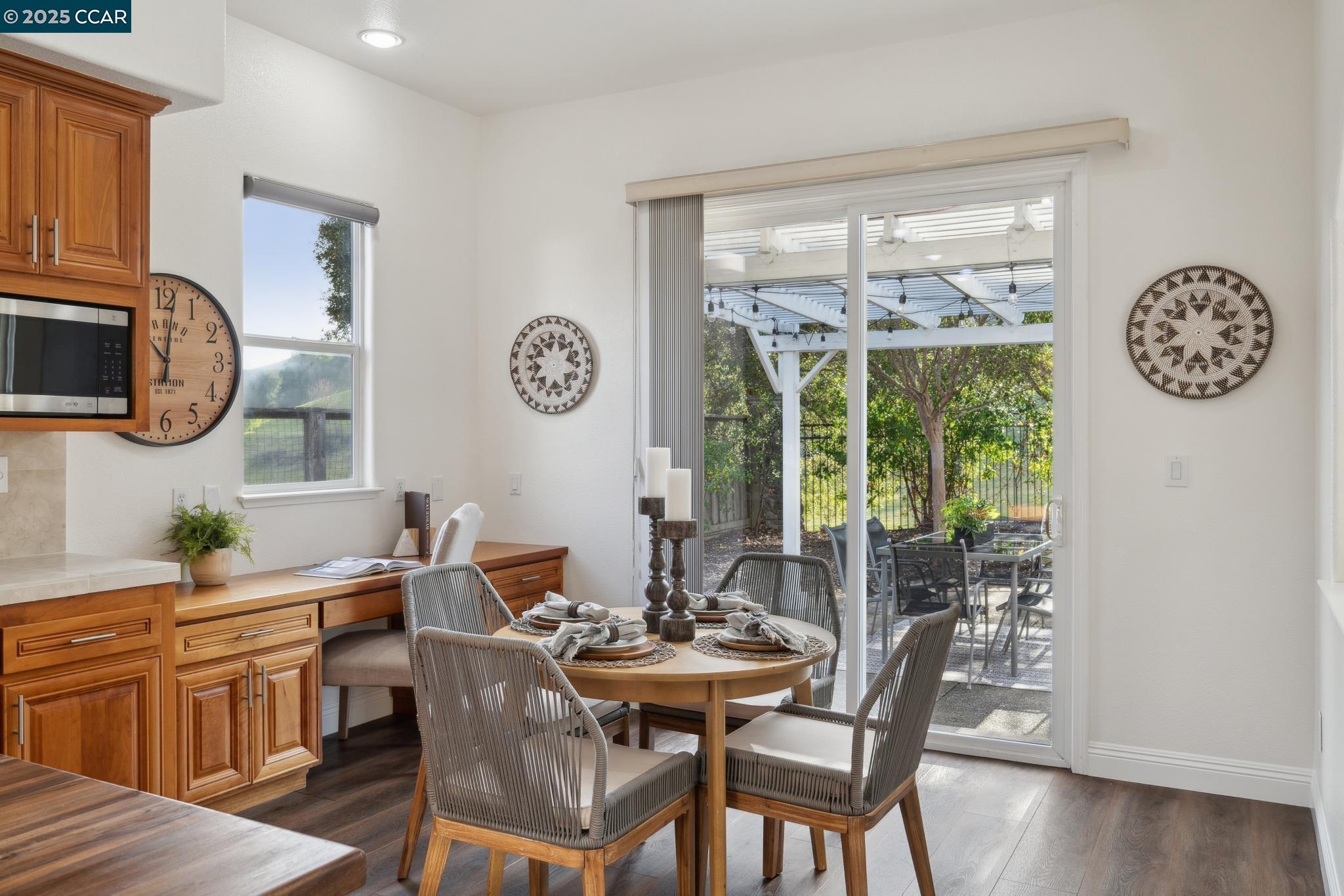 1272 Landmark Dr.