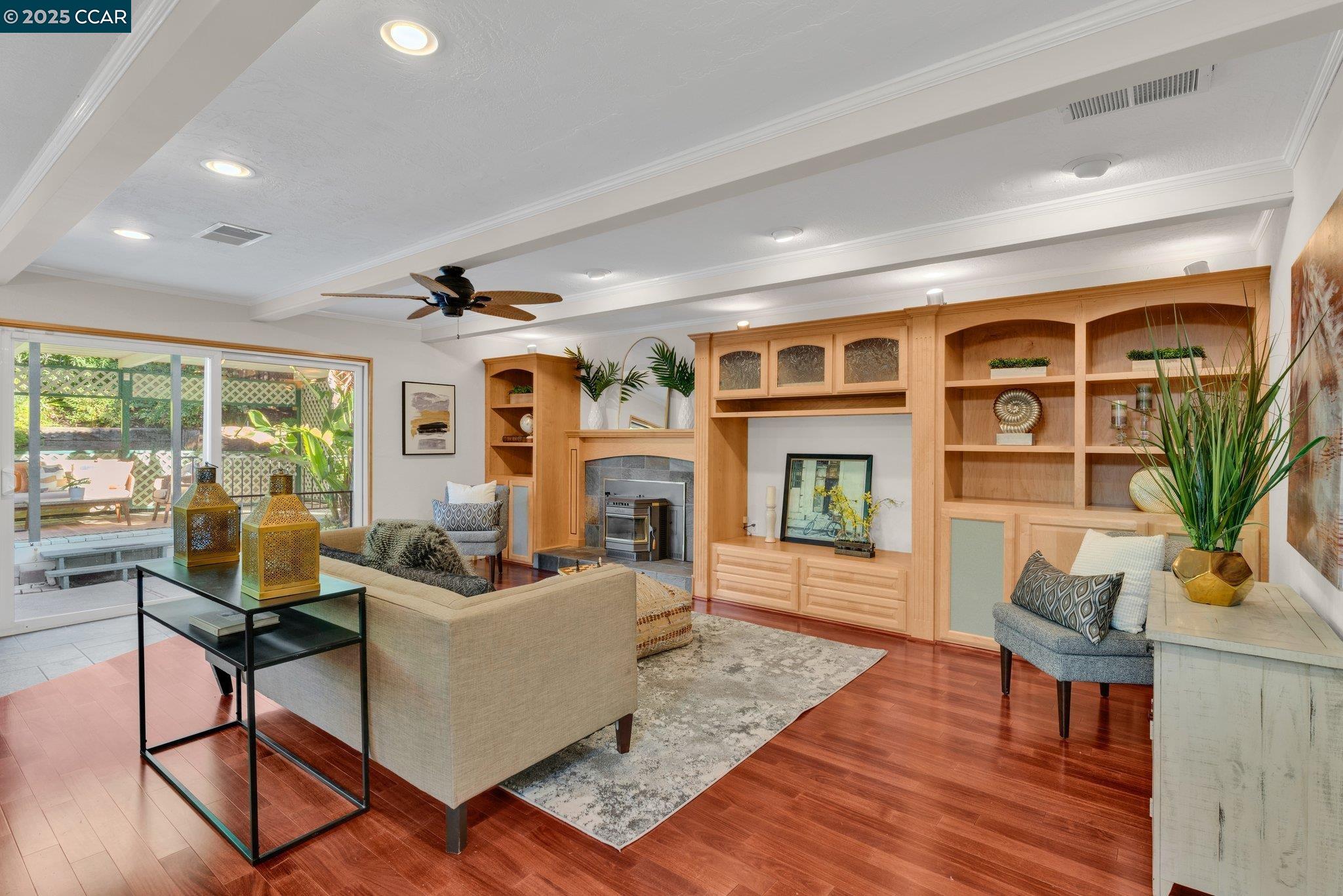 1242 Morning Glory Dr