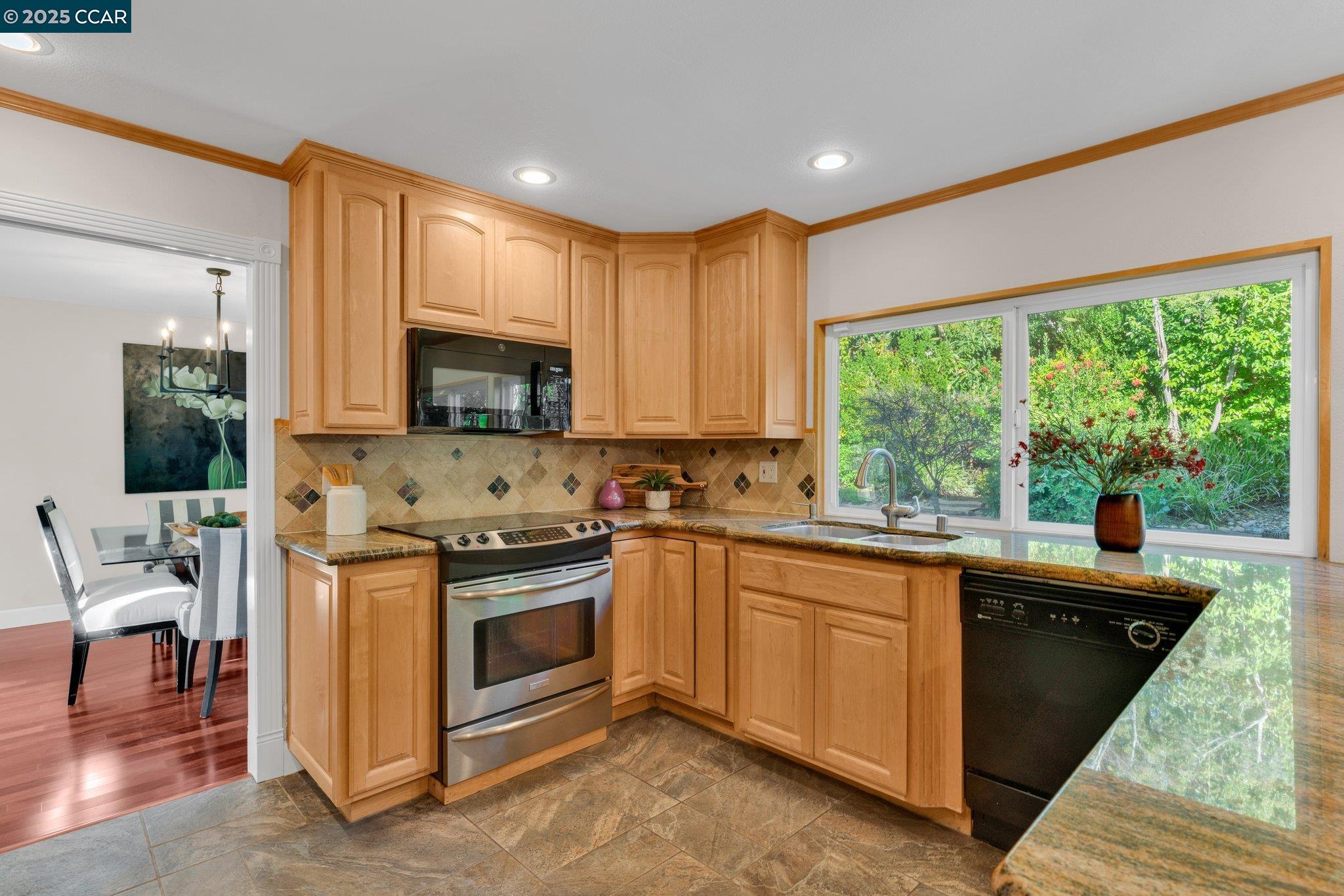1242 Morning Glory Dr