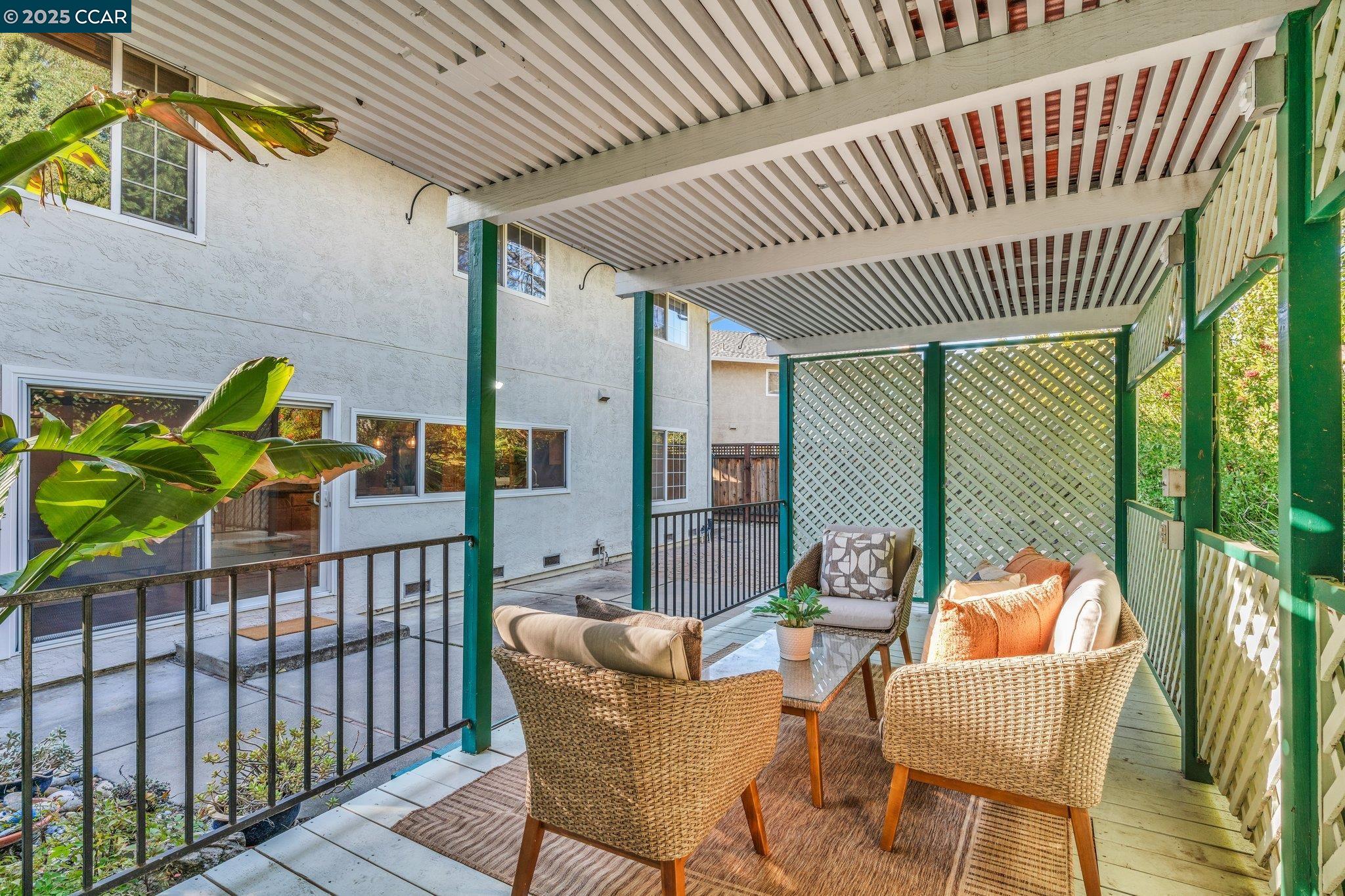 1242 Morning Glory Dr