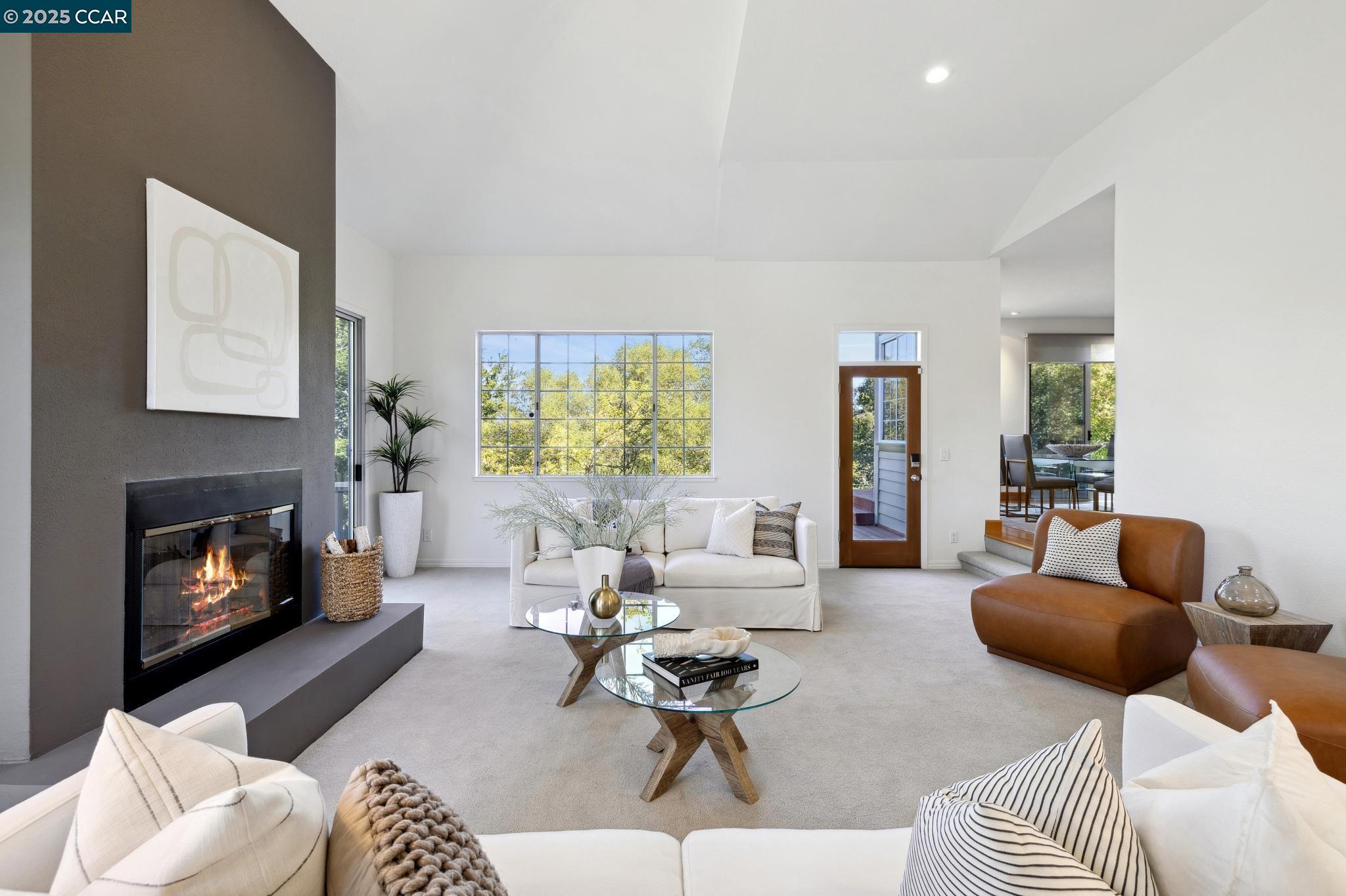 165 Del Monte Drive