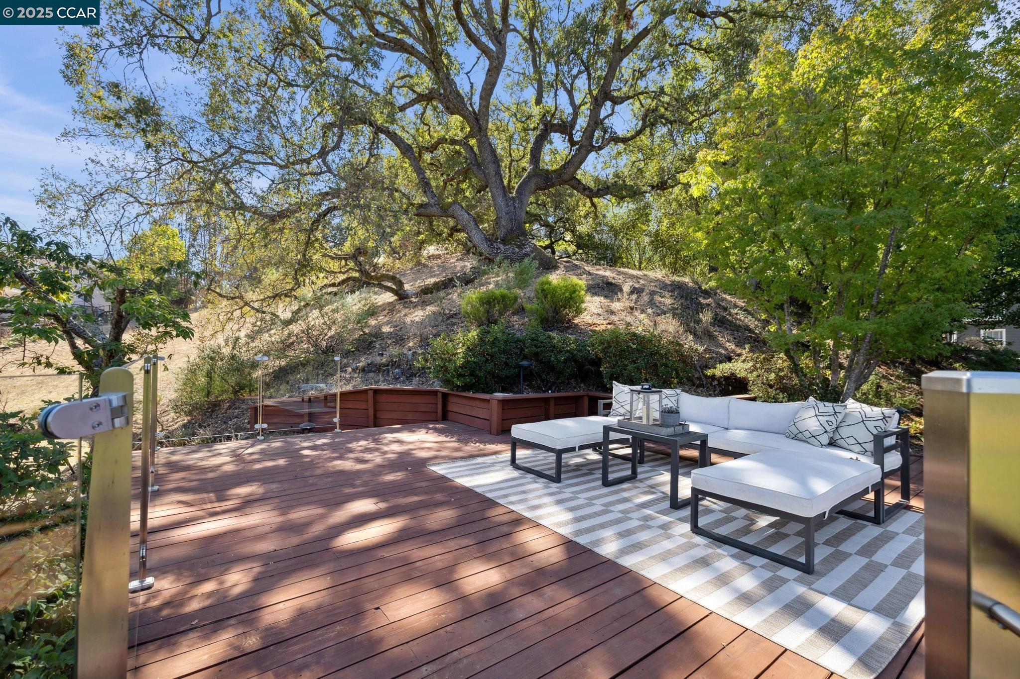 165 Del Monte Drive