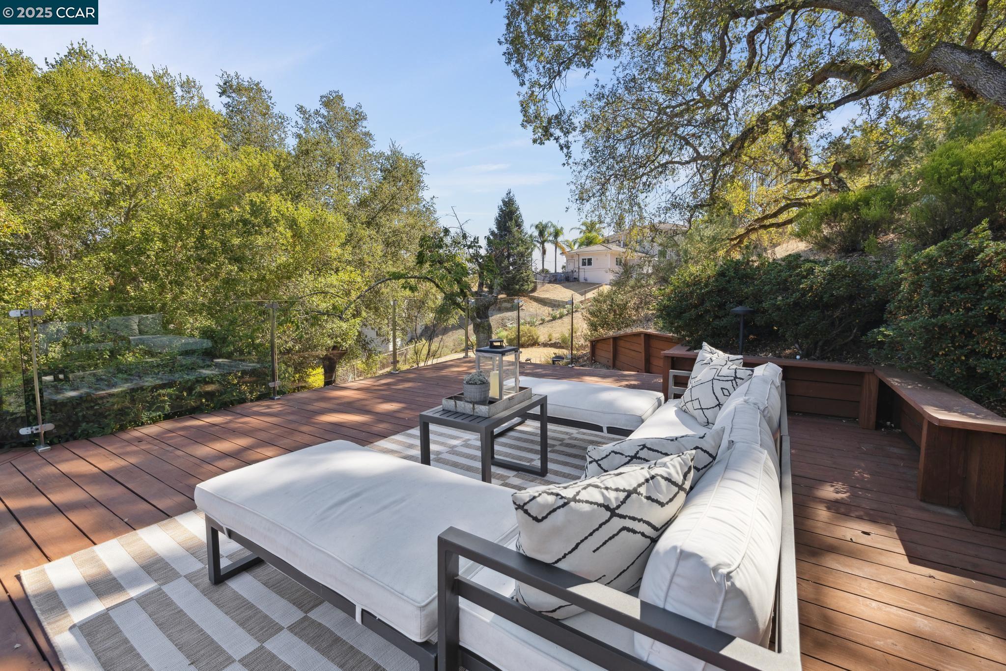 165 Del Monte Drive