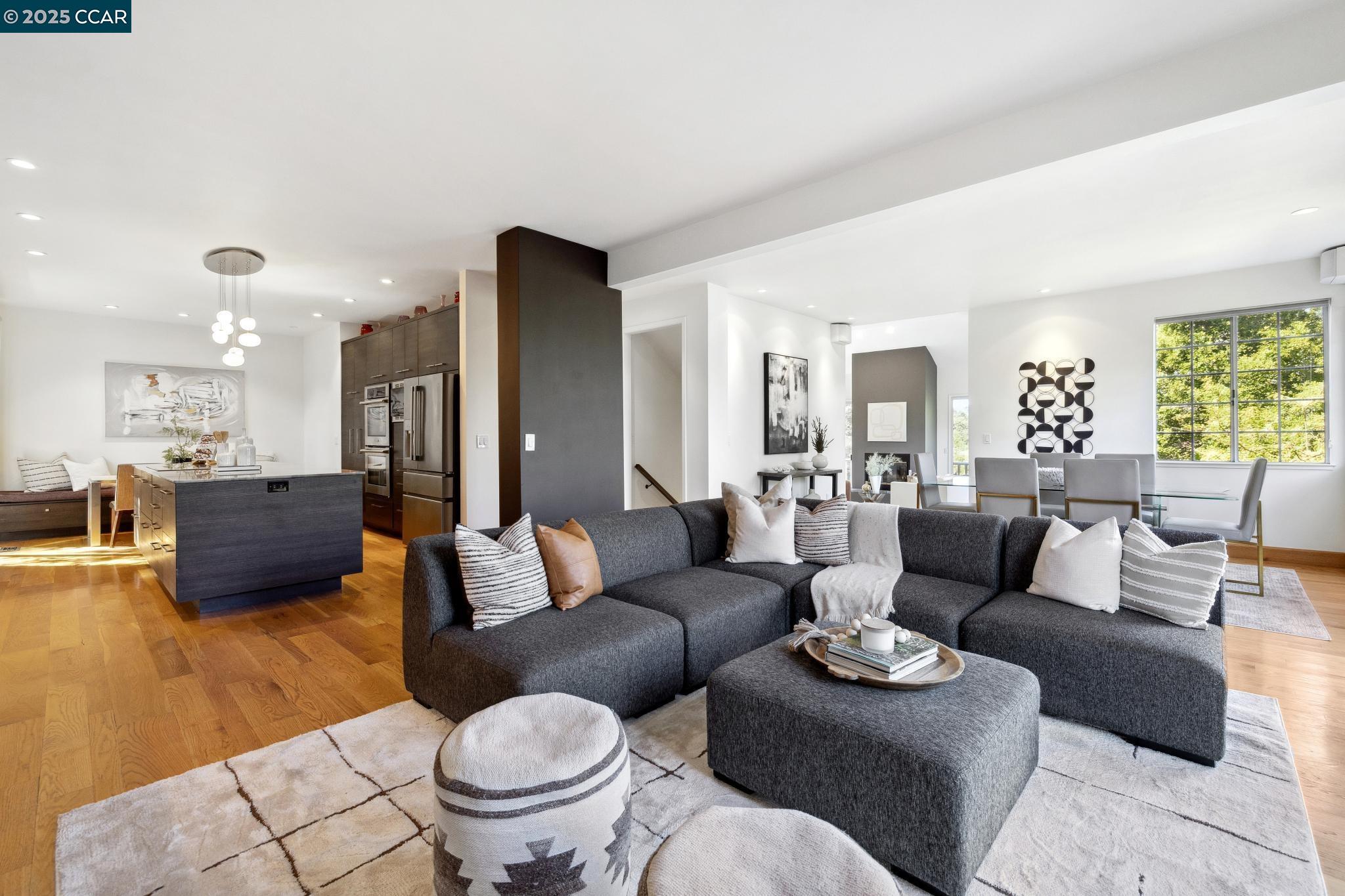 165 Del Monte Drive