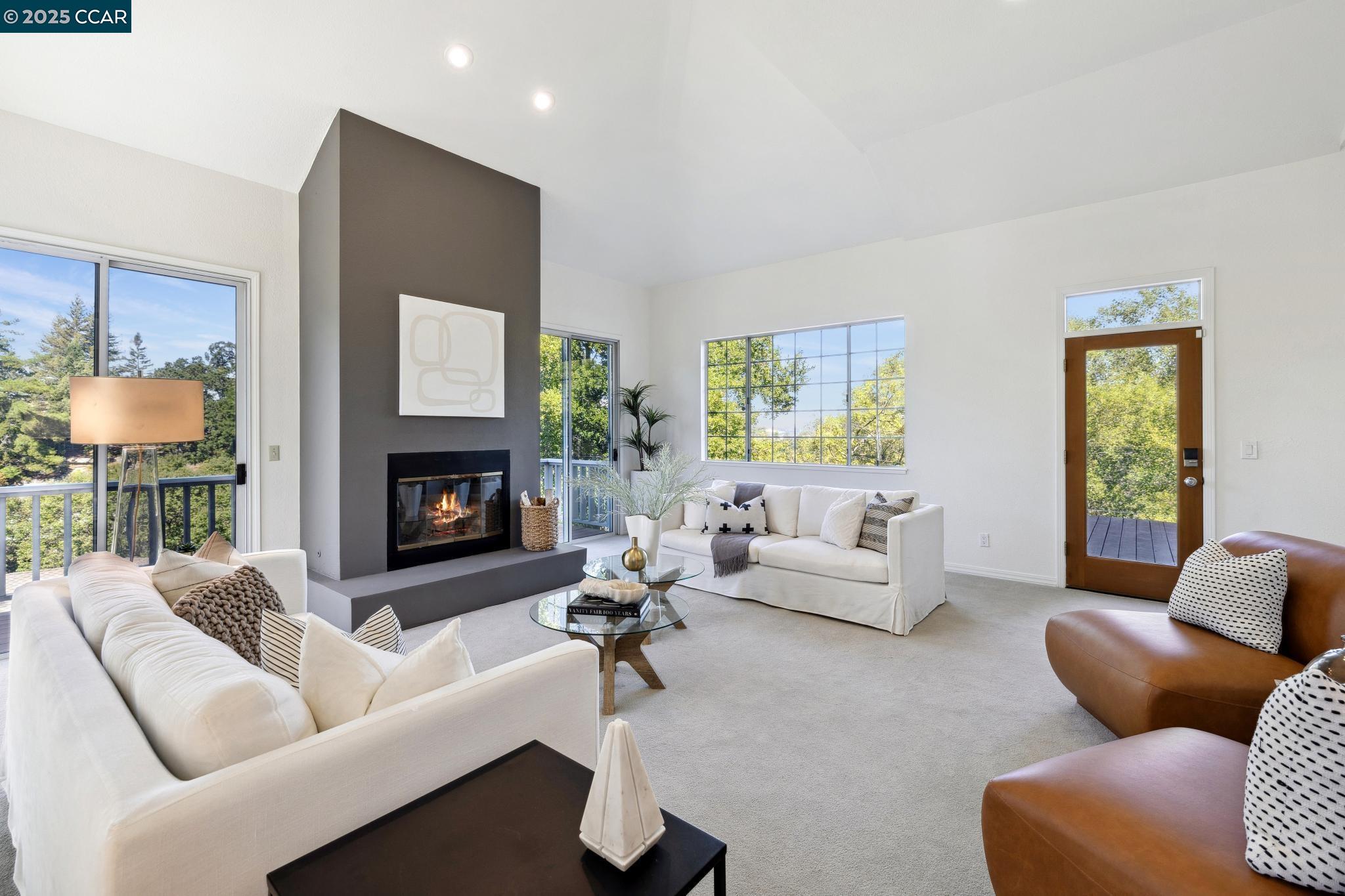 165 Del Monte Drive