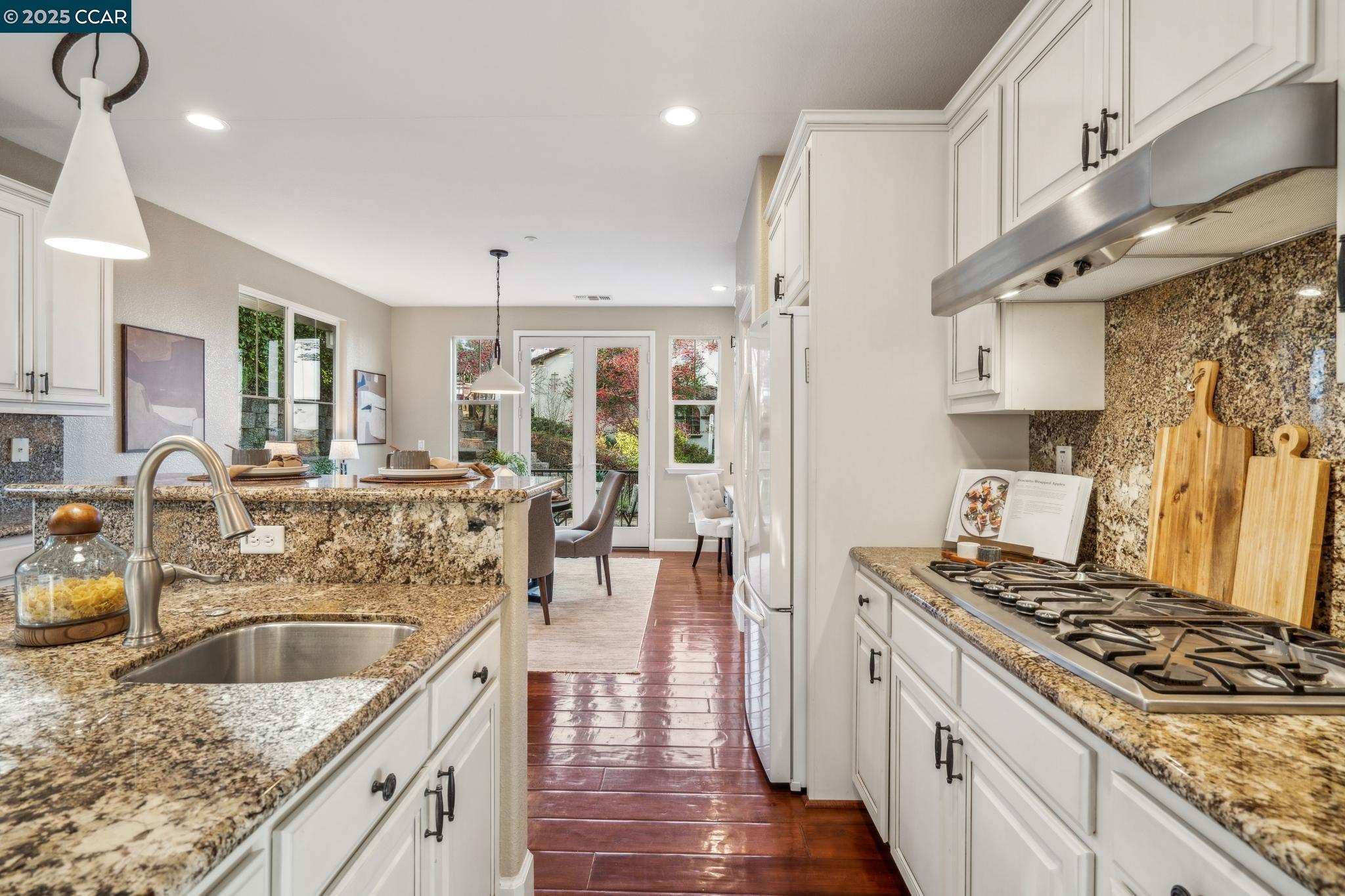1180 Vista Ridge Ct.