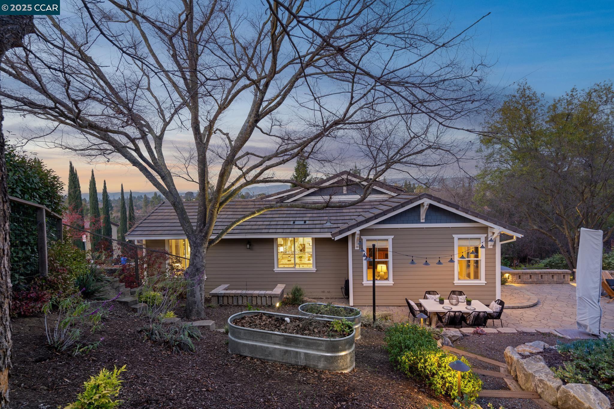 1180 Vista Ridge Ct.