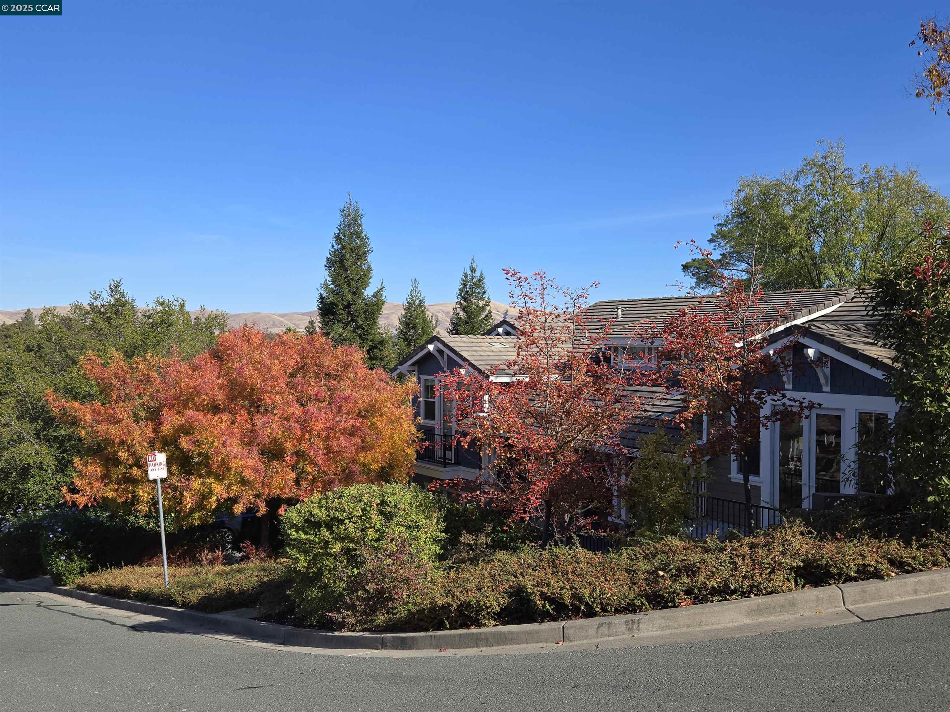 1180 Vista Ridge Ct.