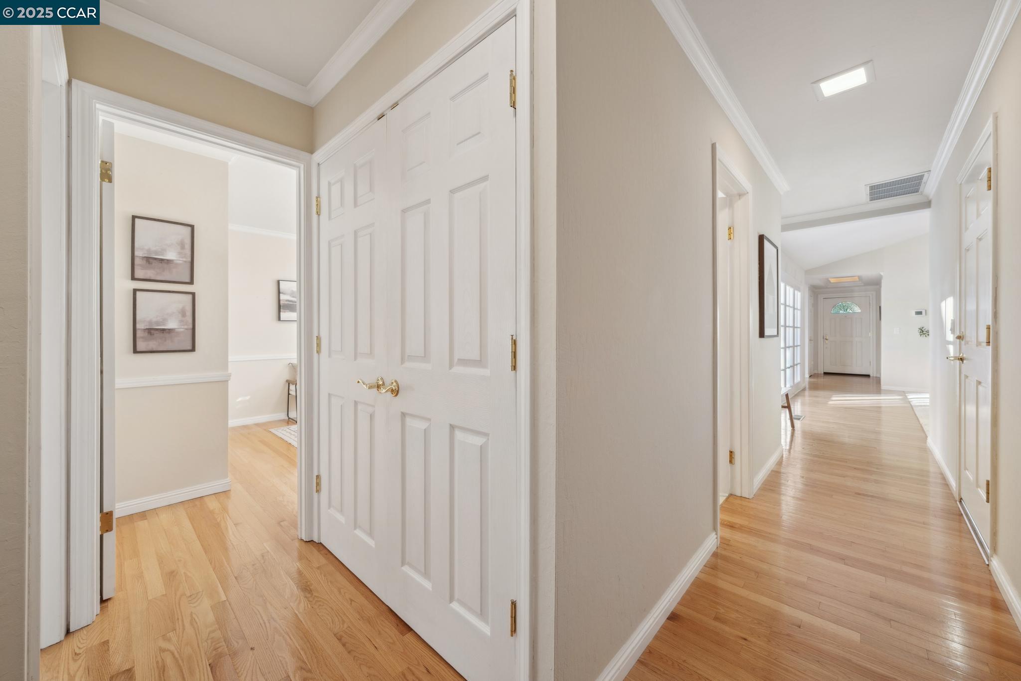 851 Luz Ct