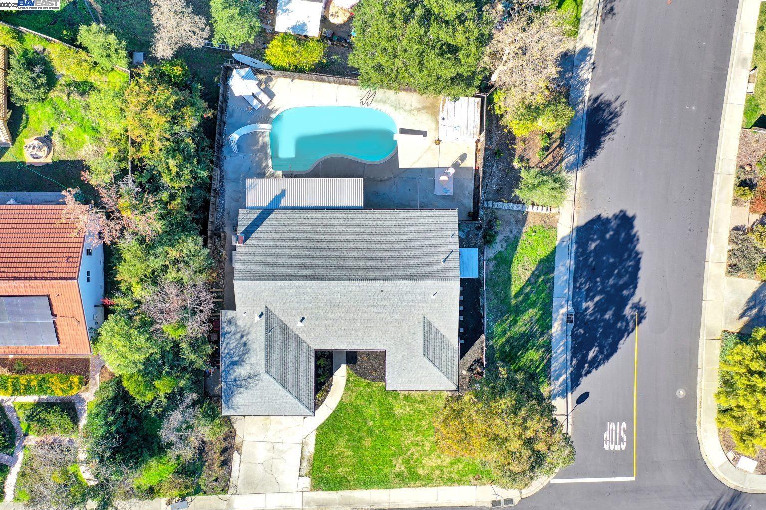 1057 Rolling Hill Way