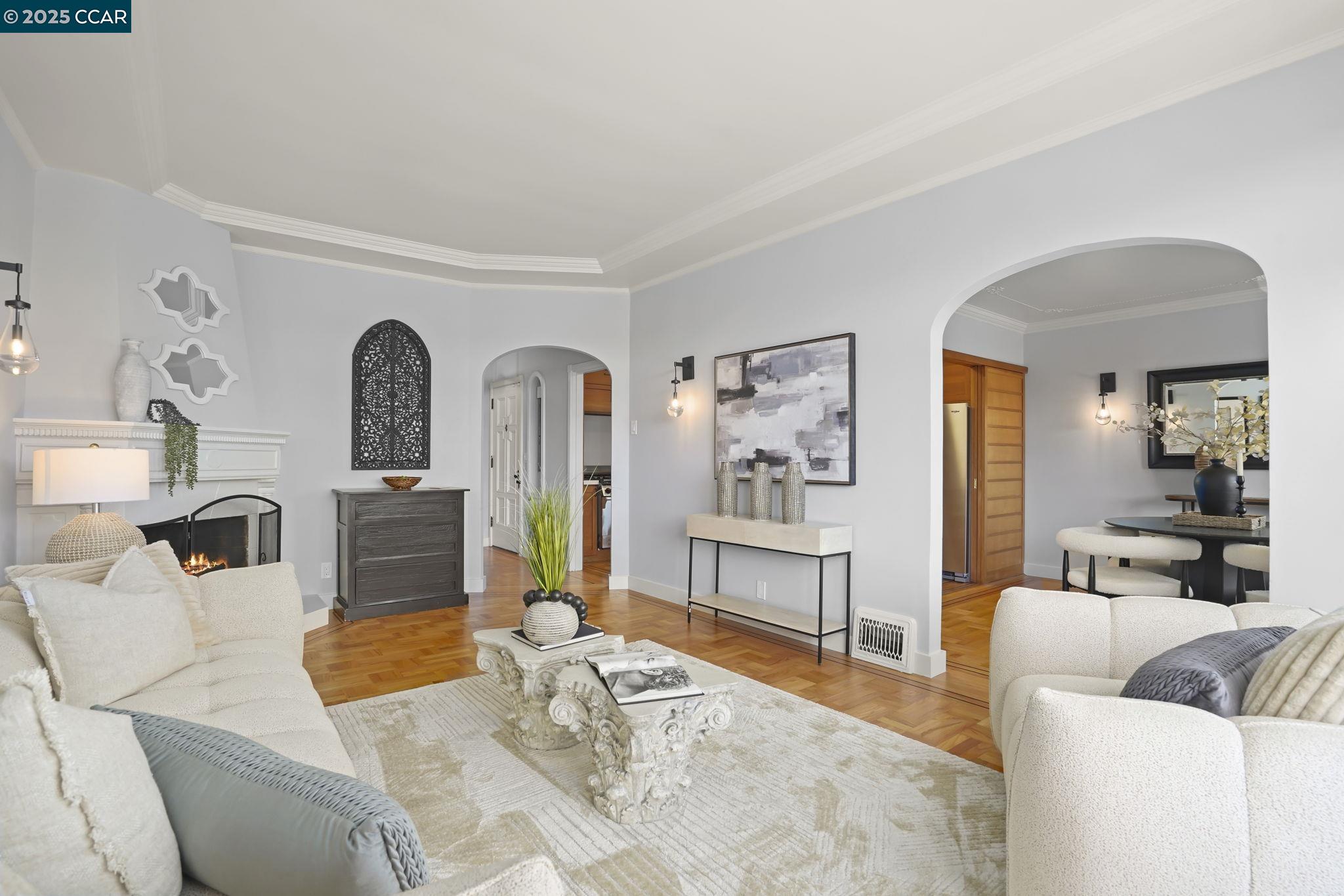 276 Ewing Terrace