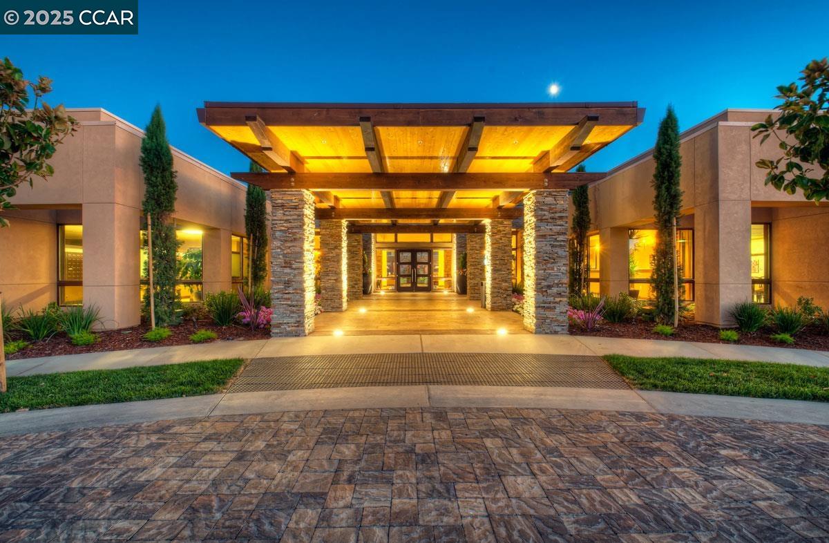1617 Chianti Ln